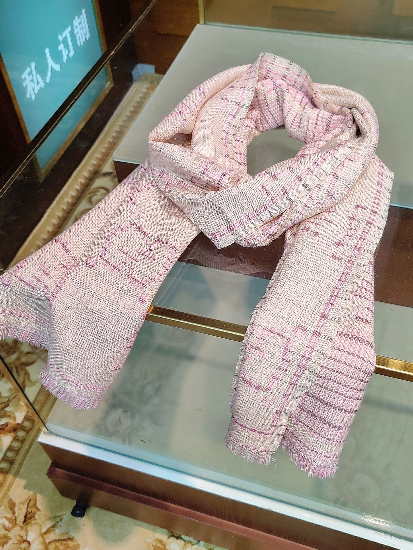 ❤️ GG格子金线米色 原版定制 前期打版好多次 大小logo共六个颜色 细节跟足 质感无敌 精纺纱线 