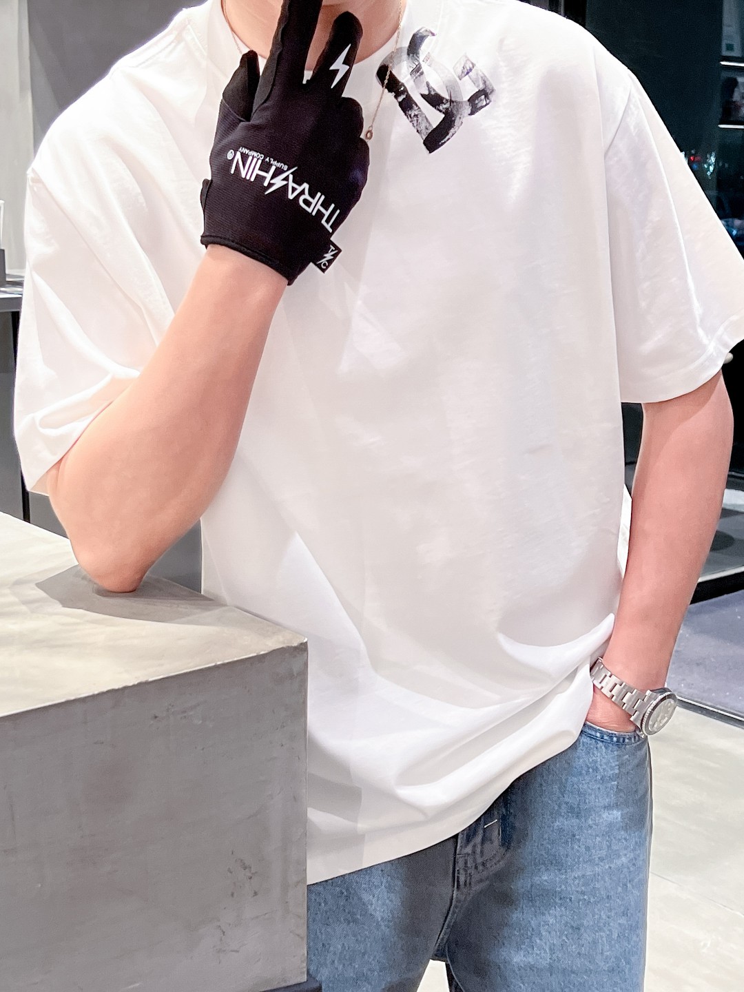 DG * 𝟐6𝐬s 春夏休闲短袖定制面料 品牌经典LOGO 工艺精致 休闲百搭 【𝐒𝐢𝐳𝐞：码数】 S-
