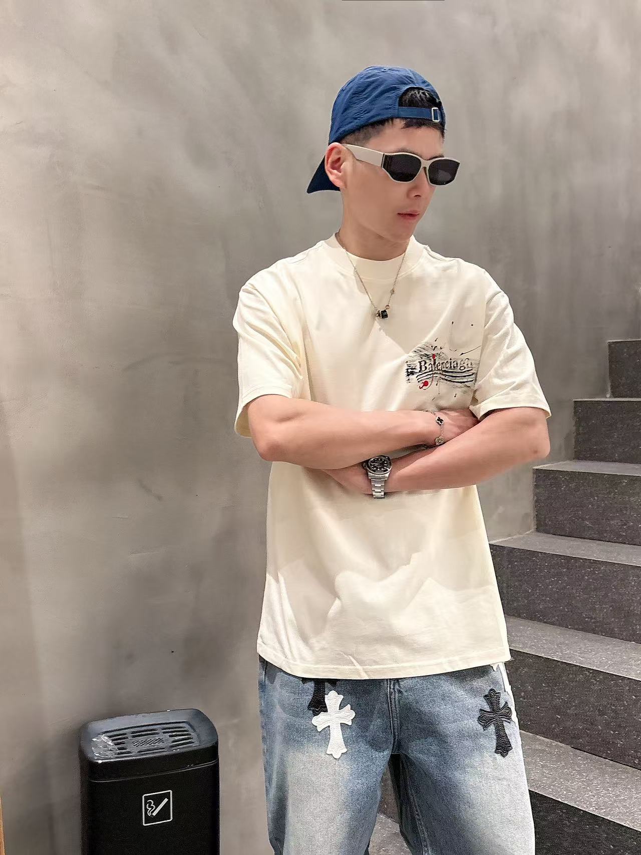 巴黎世家 * 𝟐6𝐬s 春夏休闲短袖定制面料 品牌经典LOGO 工艺精致 休闲百搭 【𝐒𝐢𝐳𝐞：码数】 