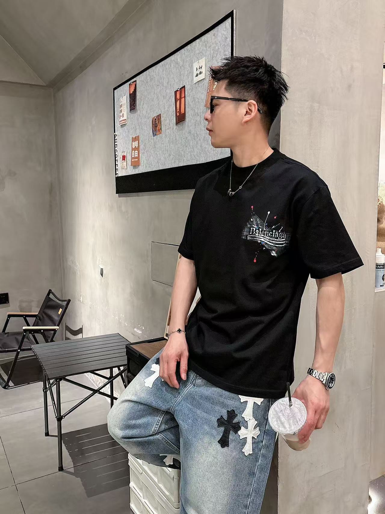巴黎世家 * 𝟐6𝐬s 春夏休闲短袖定制面料 品牌经典LOGO 工艺精致 休闲百搭 【𝐒𝐢𝐳𝐞：码数】 