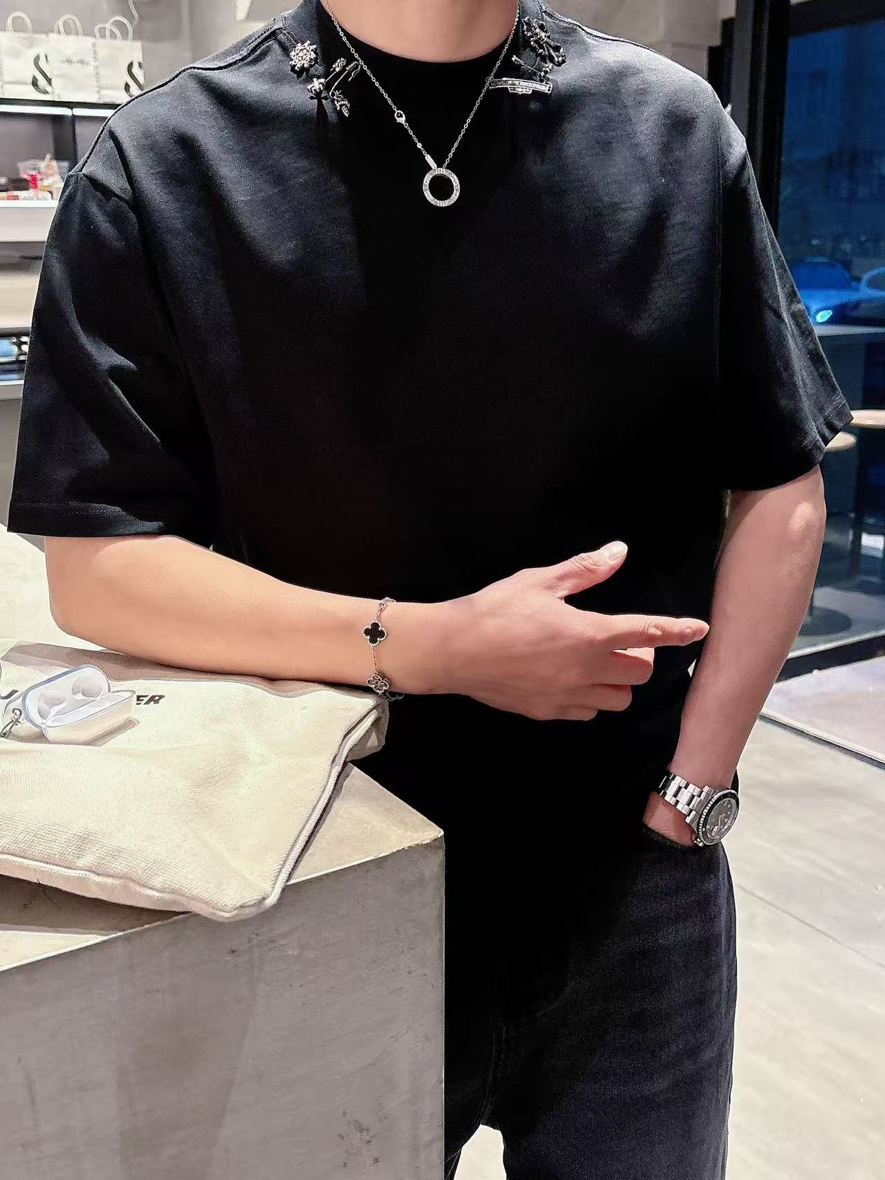 克罗心 * 𝟐6𝐬s 春夏休闲短袖定制面料 品牌经典LOGO 工艺精致 休闲百搭 【𝐒𝐢𝐳𝐞：码数】 S