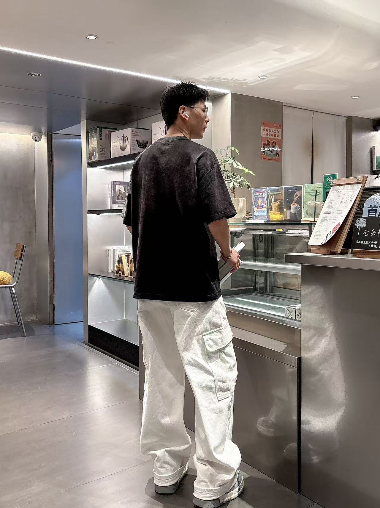 普拉达 * 𝟐6𝐬s 春夏休闲短袖定制面料 品牌经典LOGO 工艺精致 休闲百搭 【𝐒𝐢𝐳𝐞：码数】 S