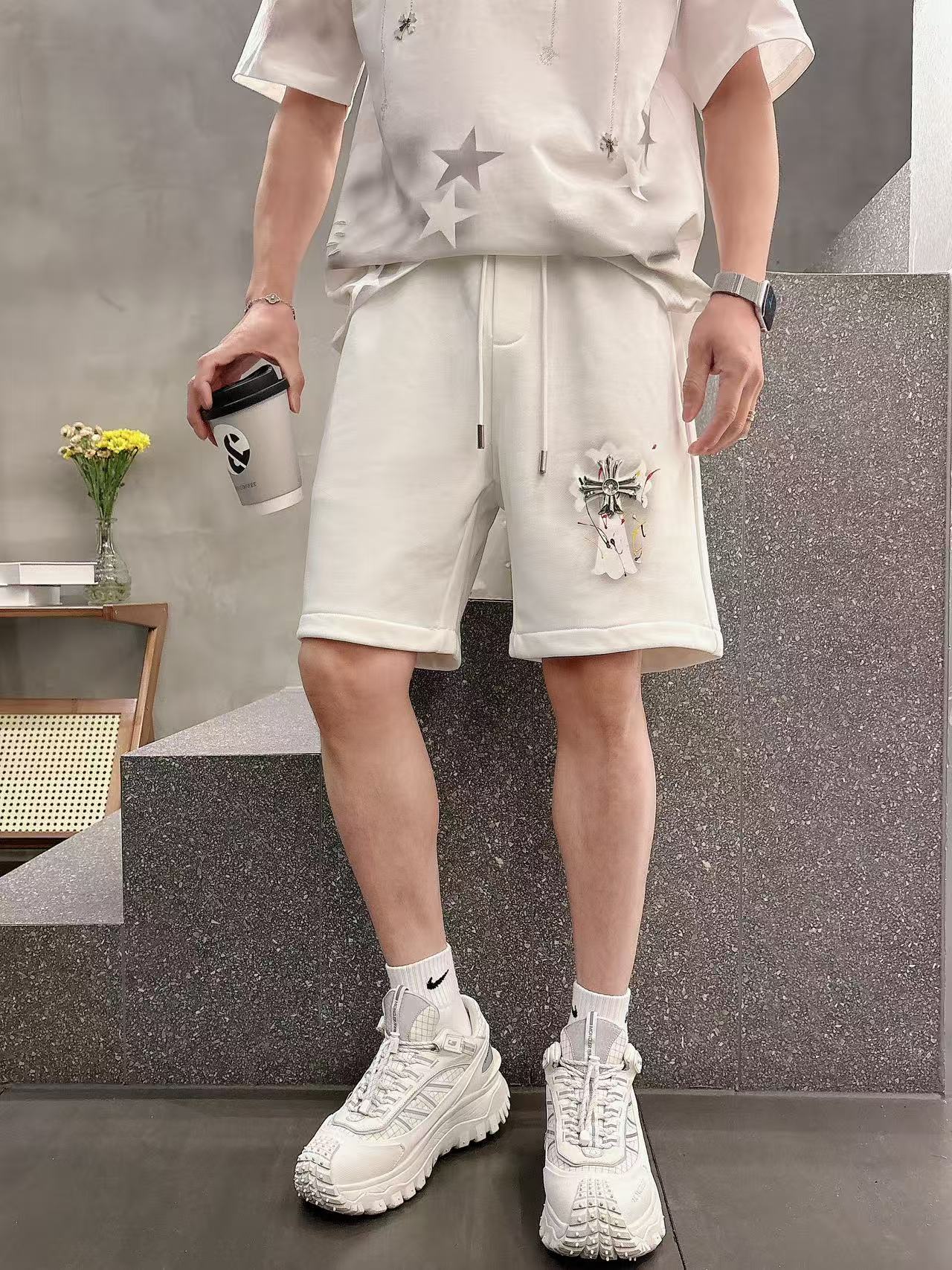 克罗心* 𝟐6𝐬s 春夏休闲短裤 定制面料 手绘定制标 品牌经典LOGO 工艺精致 休闲百搭 【𝐒𝐢𝐳𝐞