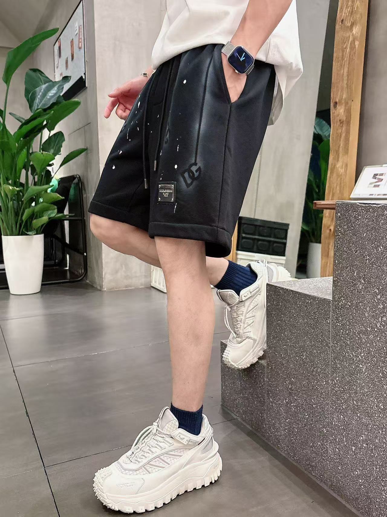 DG* 𝟐6𝐬s 春夏休闲短裤 定制面料 手绘定制标 品牌经典LOGO 工艺精致 休闲百搭 【𝐒𝐢𝐳𝐞：