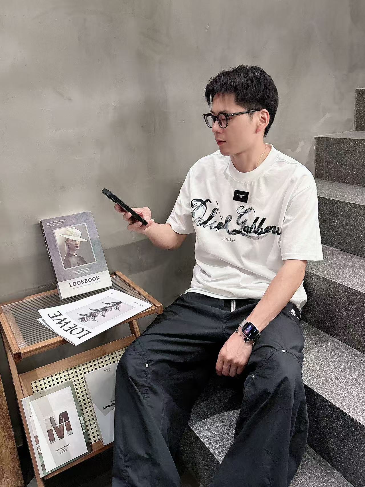 DG * 𝟐6𝐬s 春夏休闲短袖定制面料 品牌经典LOGO 工艺精致 休闲百搭 【𝐒𝐢𝐳𝐞：码数】 S-