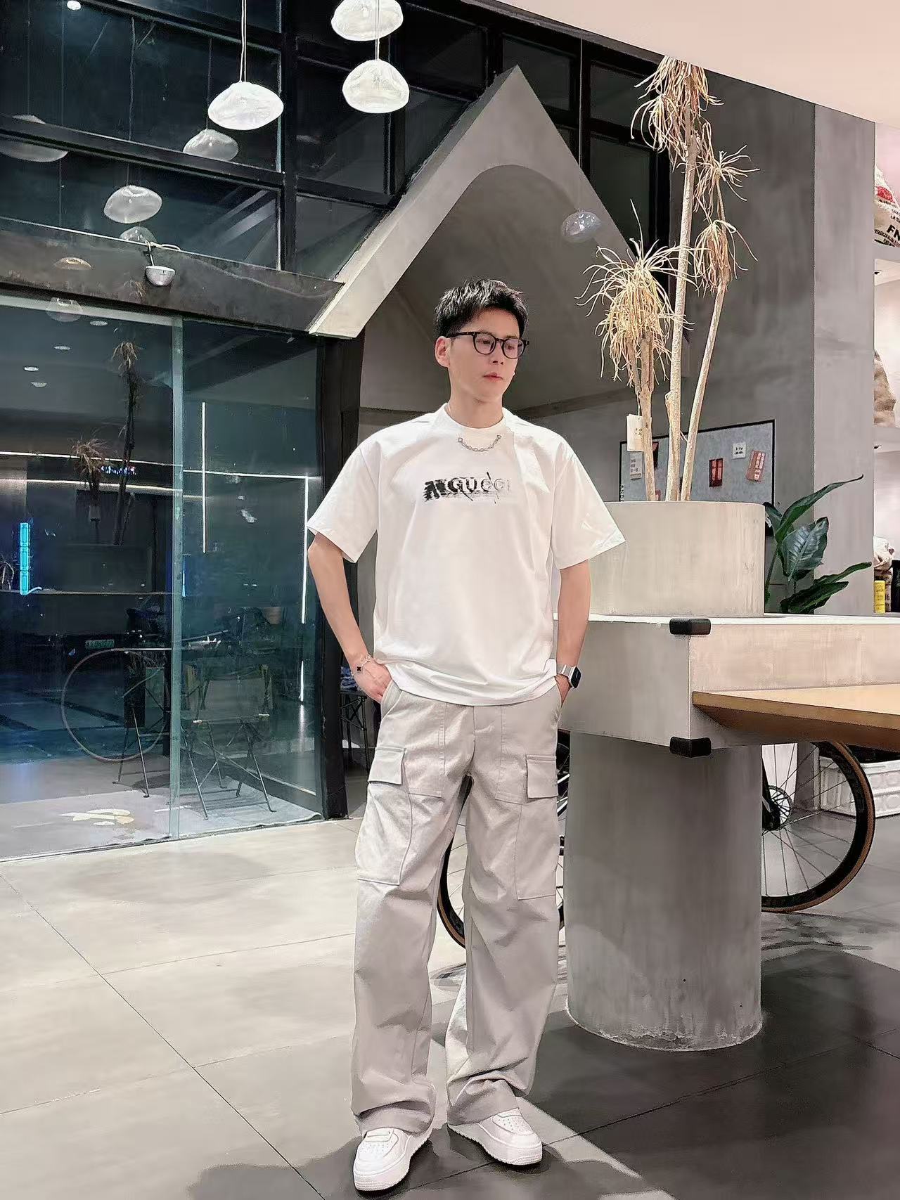 古驰 * 𝟐6𝐬s 春夏休闲短袖定制面料 品牌经典LOGO 工艺精致 休闲百搭 【𝐒𝐢𝐳𝐞：码数】 S-