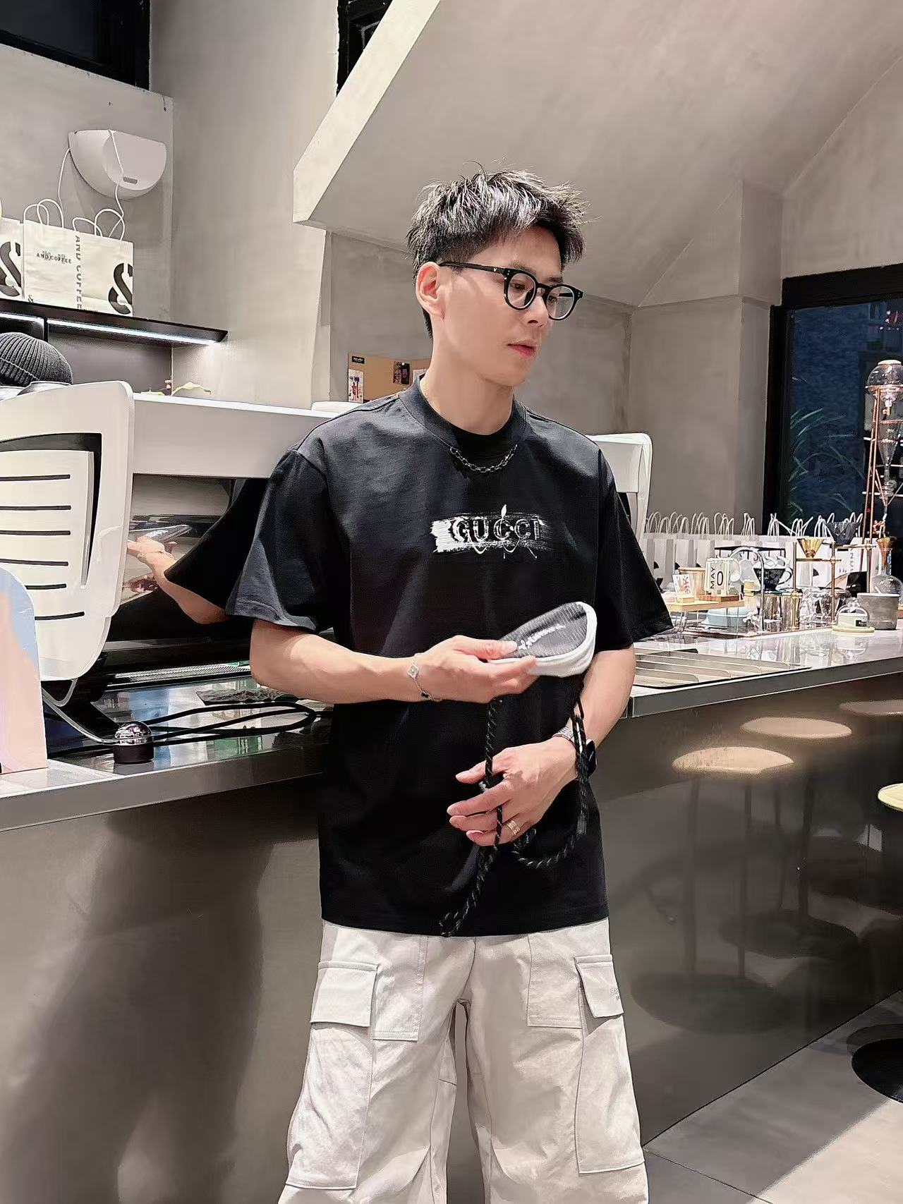 古驰 * 𝟐6𝐬s 春夏休闲短袖定制面料 品牌经典LOGO 工艺精致 休闲百搭 【𝐒𝐢𝐳𝐞：码数】 S-