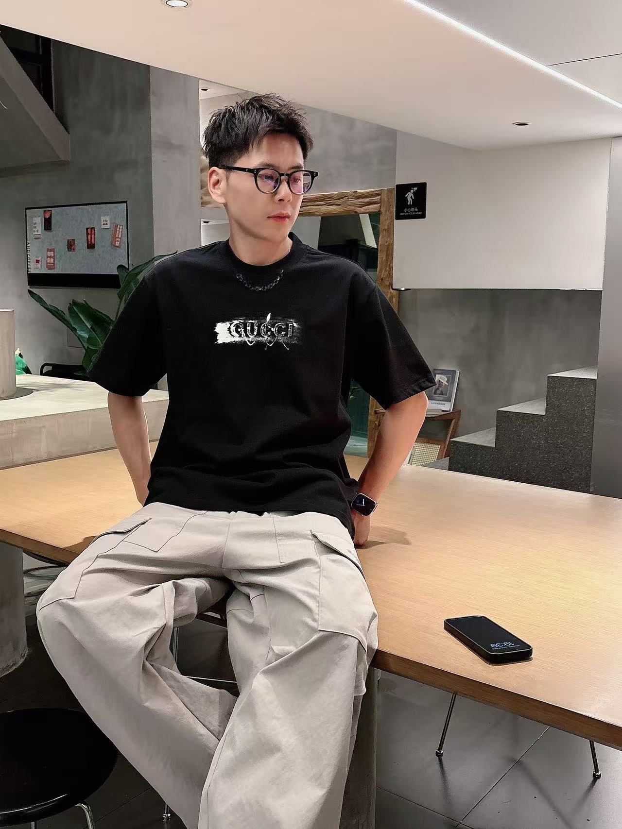 古驰 * 𝟐6𝐬s 春夏休闲短袖定制面料 品牌经典LOGO 工艺精致 休闲百搭 【𝐒𝐢𝐳𝐞：码数】 S-