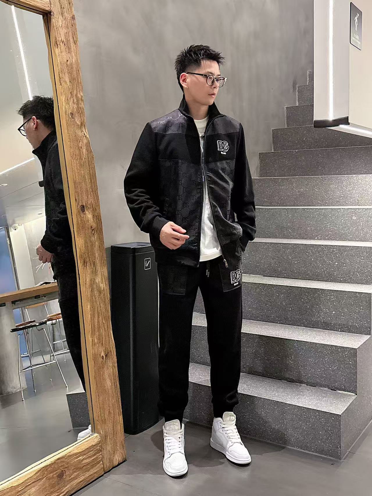 . 357297_415 357297_415 357297_415 357297_415