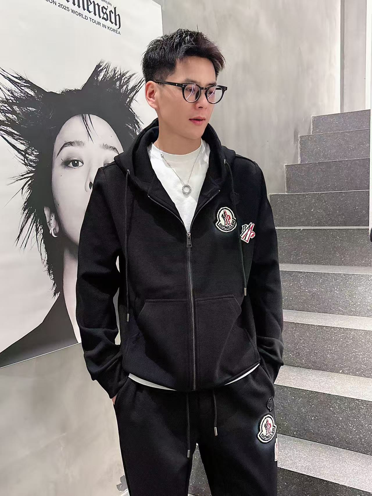 蒙家* 𝟐5𝐬s 秋冬新款 时尚休闲套装 品牌经典LOGO ，舒适度极好，手触感强烈。辨识度极高 定制进