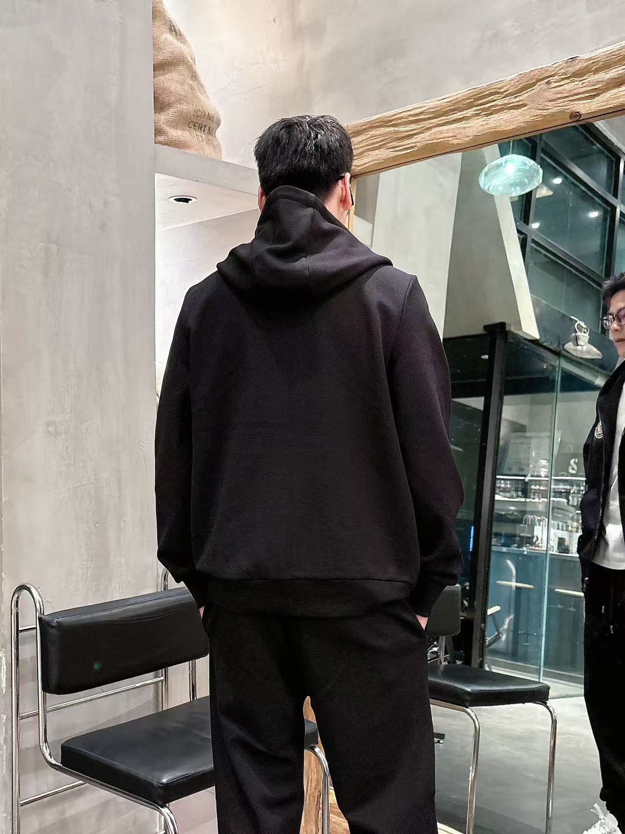 蒙家* 𝟐5𝐬s 秋冬新款 时尚休闲套装 品牌经典LOGO ，舒适度极好，手触感强烈。辨识度极高 定制进