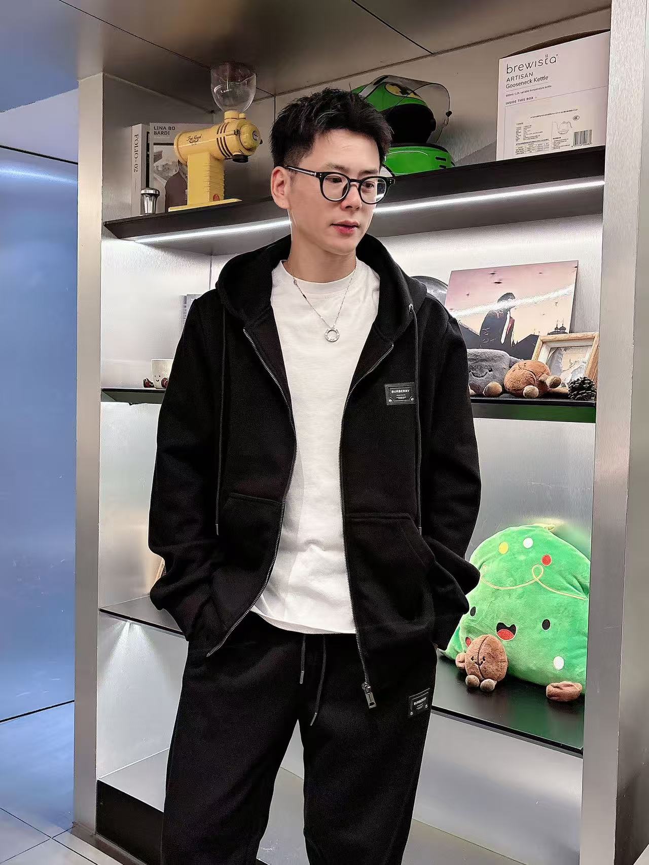 巴宝莉* 𝟐5𝐬s 秋冬新款 时尚休闲套装 品牌经典LOGO ，舒适度极好，手触感强烈。辨识度极高 定制