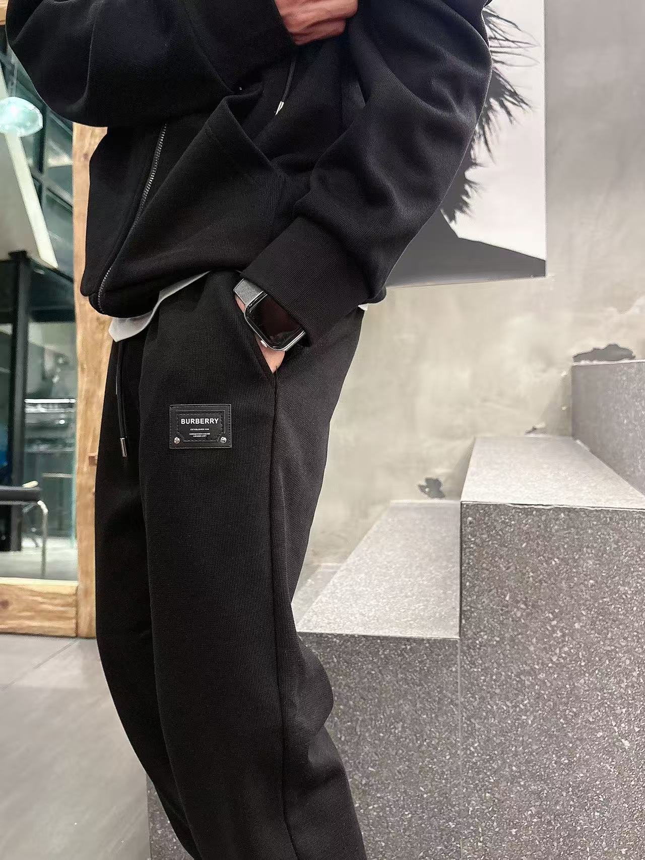 巴宝莉* 𝟐5𝐬s 秋冬新款 时尚休闲套装 品牌经典LOGO ，舒适度极好，手触感强烈。辨识度极高 定制