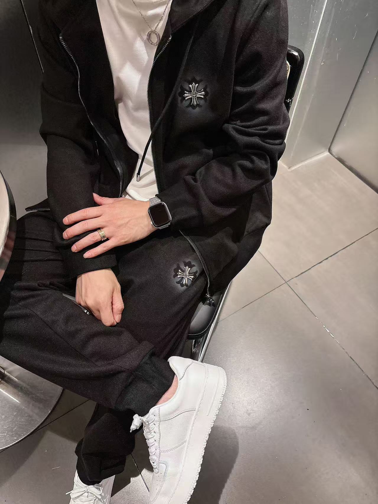 克罗心* 𝟐5𝐬s 秋冬新款 时尚休闲套装 品牌经典LOGO ，舒适度极好，手触感强烈。辨识度极高 定制