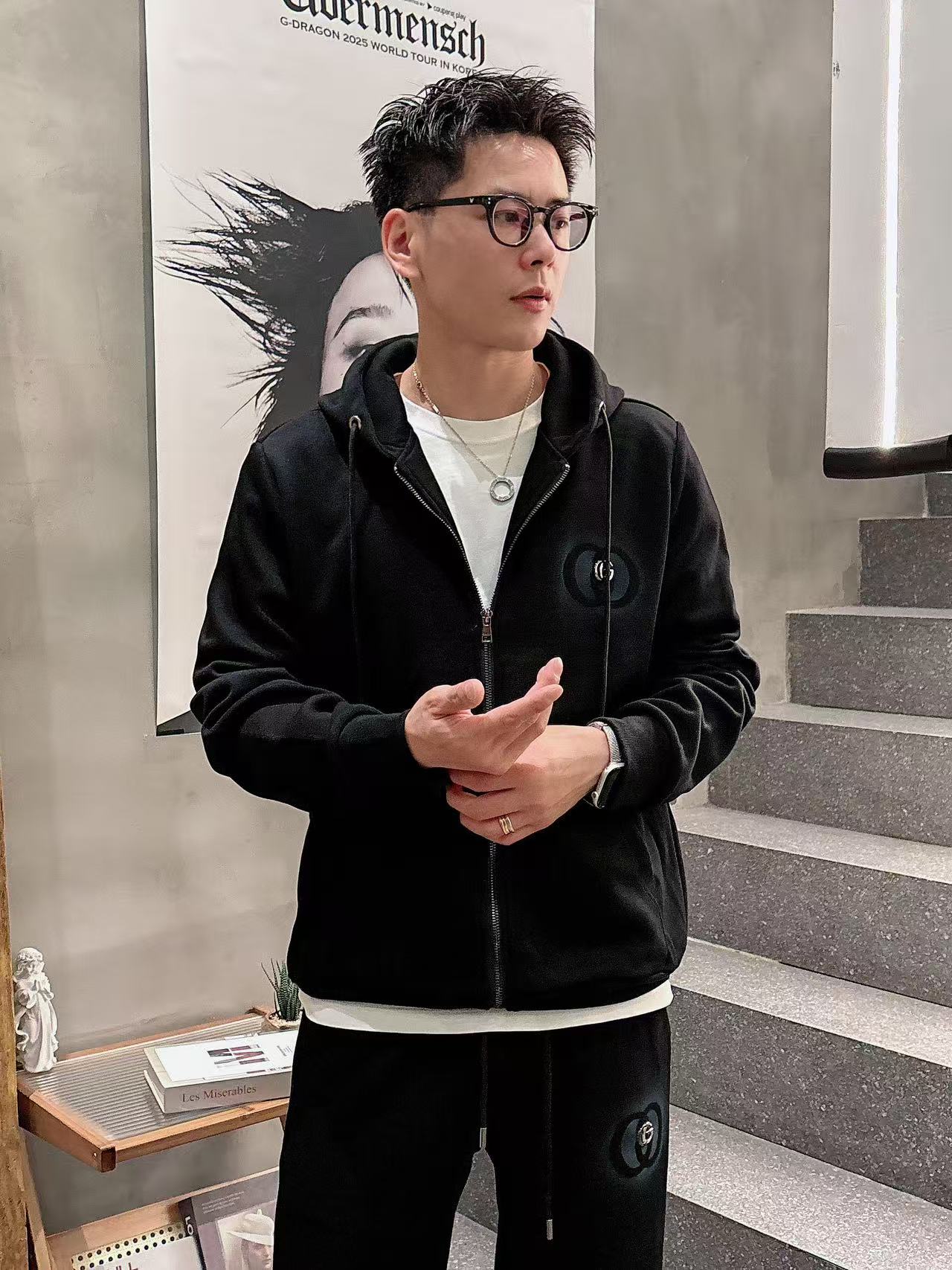 古驰* 𝟐5𝐬s 秋冬新款 时尚休闲套装 品牌经典LOGO ，舒适度极好，手触感强烈。辨识度极高 定制进