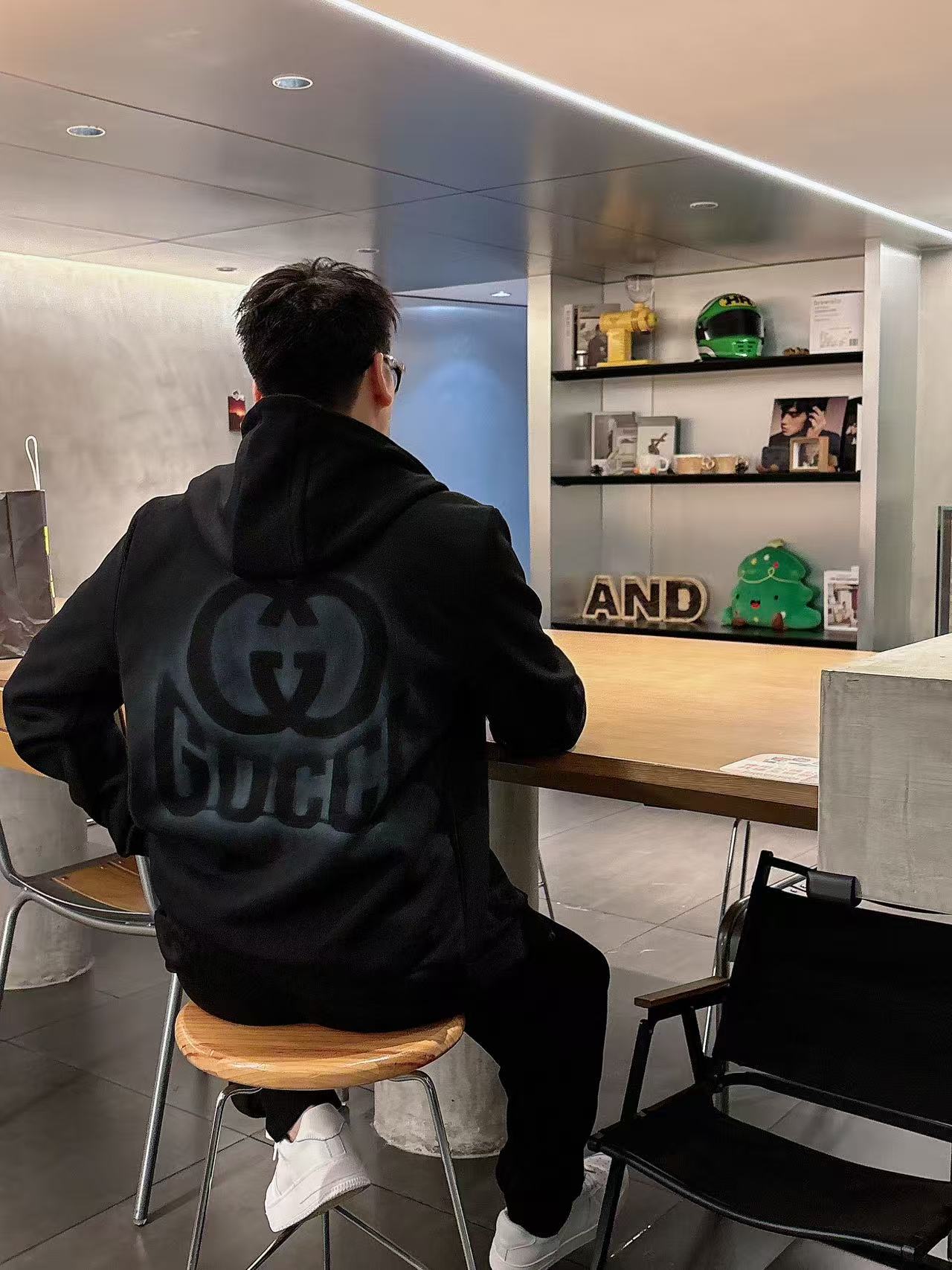 古驰* 𝟐5𝐬s 秋冬新款 时尚休闲套装 品牌经典LOGO ，舒适度极好，手触感强烈。辨识度极高 定制进