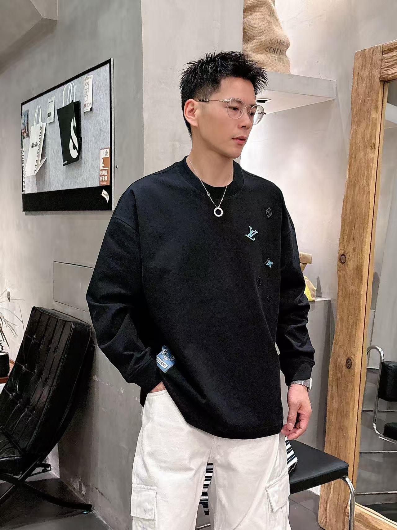 2025秋季新款 LV 手绘定制标休闲长袖 【over size宽松版型】 定制300g高支100%纯棉