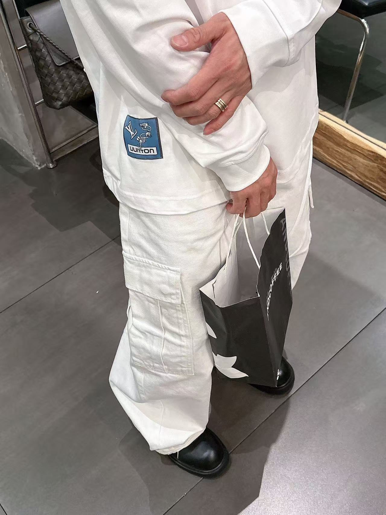 2025秋季新款 LV 手绘定制标休闲长袖 【over size宽松版型】 定制300g高支100%纯棉