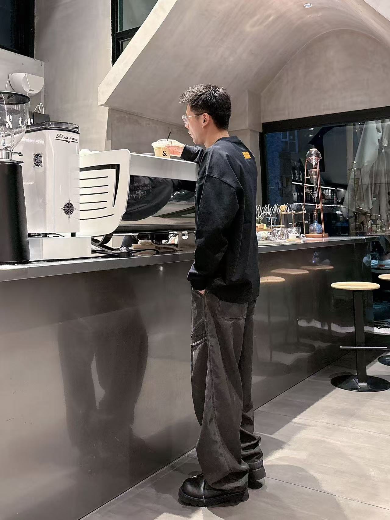 2025秋季新款 LV 手绘定制标休闲长袖 【over size宽松版型】 定制300g高支100%纯棉