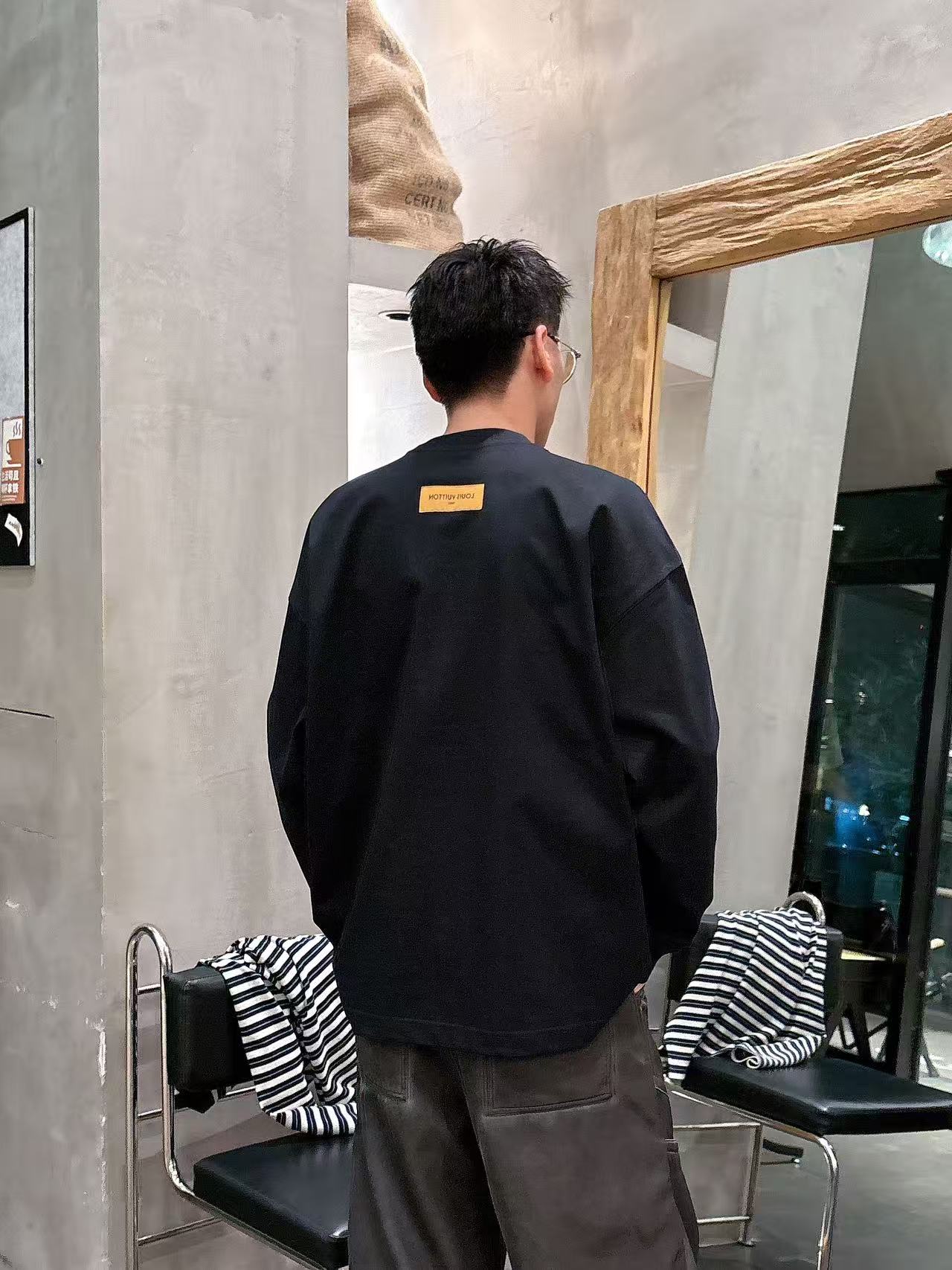 2025秋季新款 LV 手绘定制标休闲长袖 【over size宽松版型】 定制300g高支100%纯棉