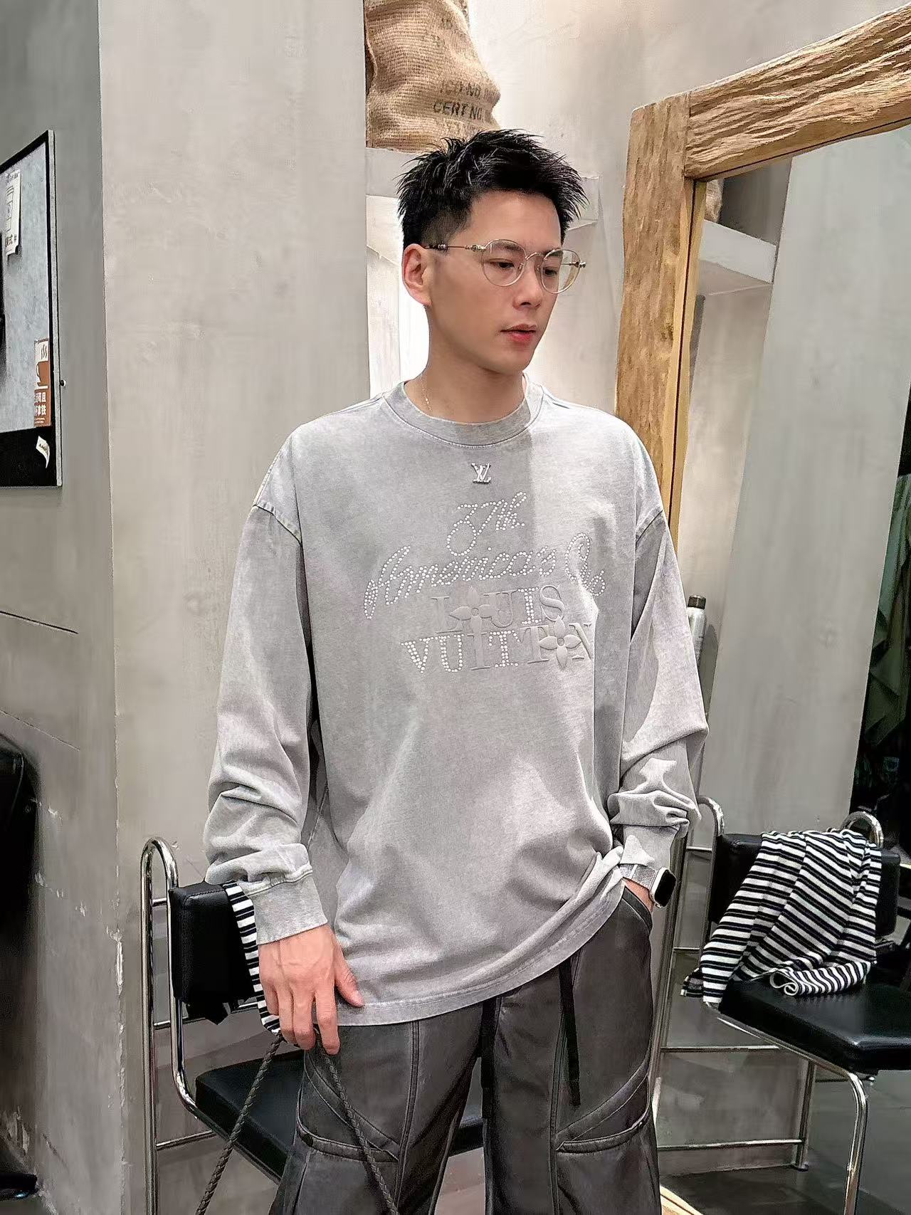 2025秋季新款 LV 手绘定制标休闲长袖 【over size宽松版型】 定制300g高支100%纯棉