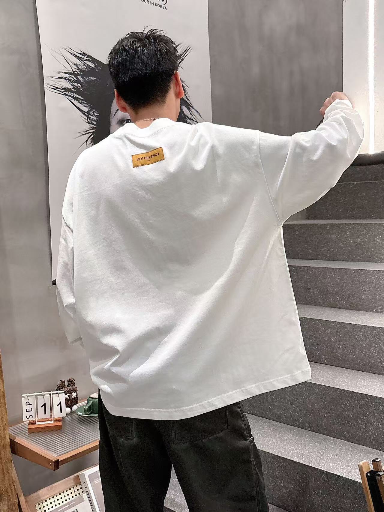 2025秋季新款 LV 手绘定制标休闲长袖 【over size宽松版型】 定制300g高支100%纯棉