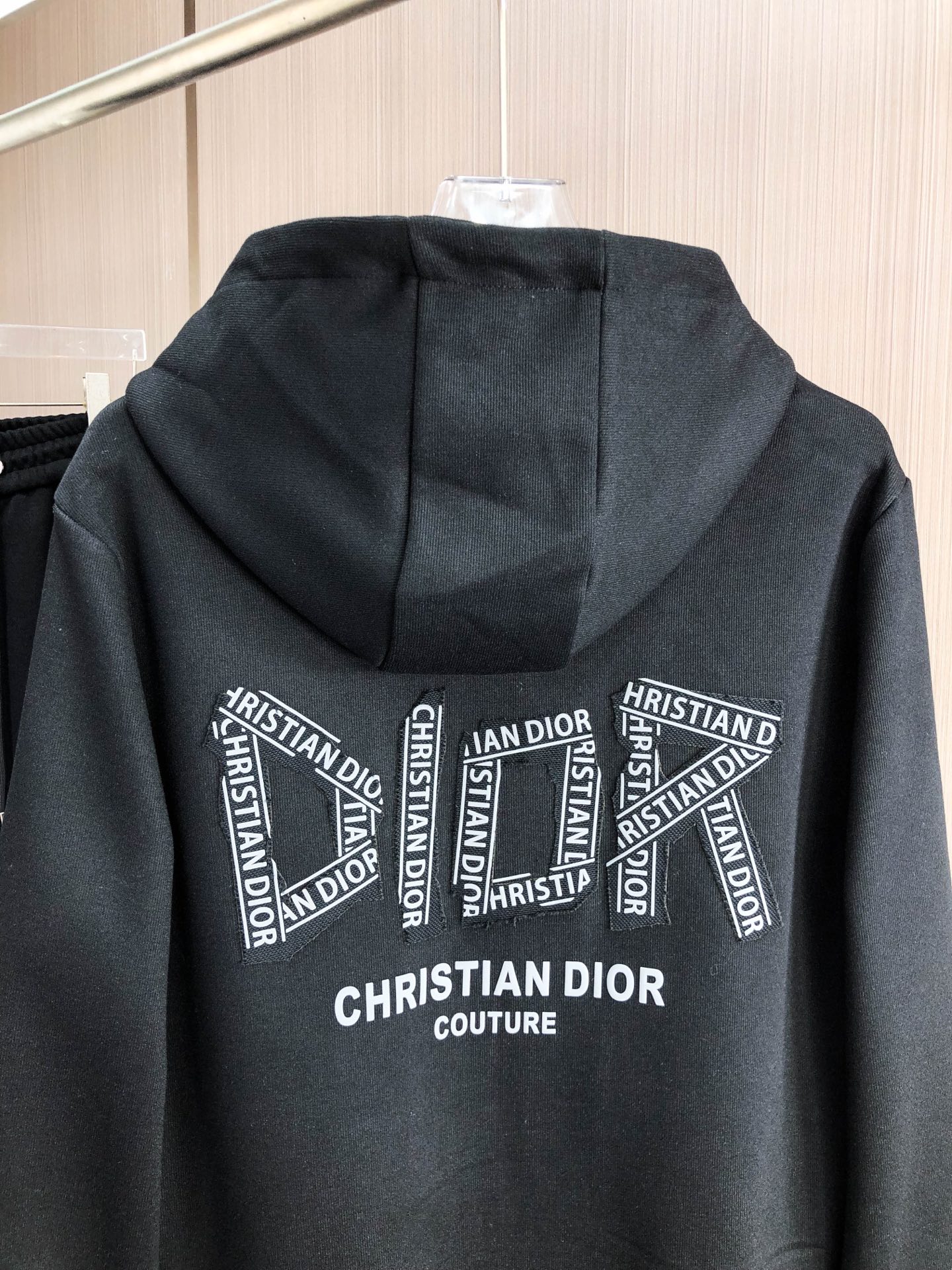 迪奥*（套装可分开）𝟐5𝐬s 秋冬新款 时尚休闲套装 品牌经典LOGO ，舒适度极好，手触感强烈。辨识度