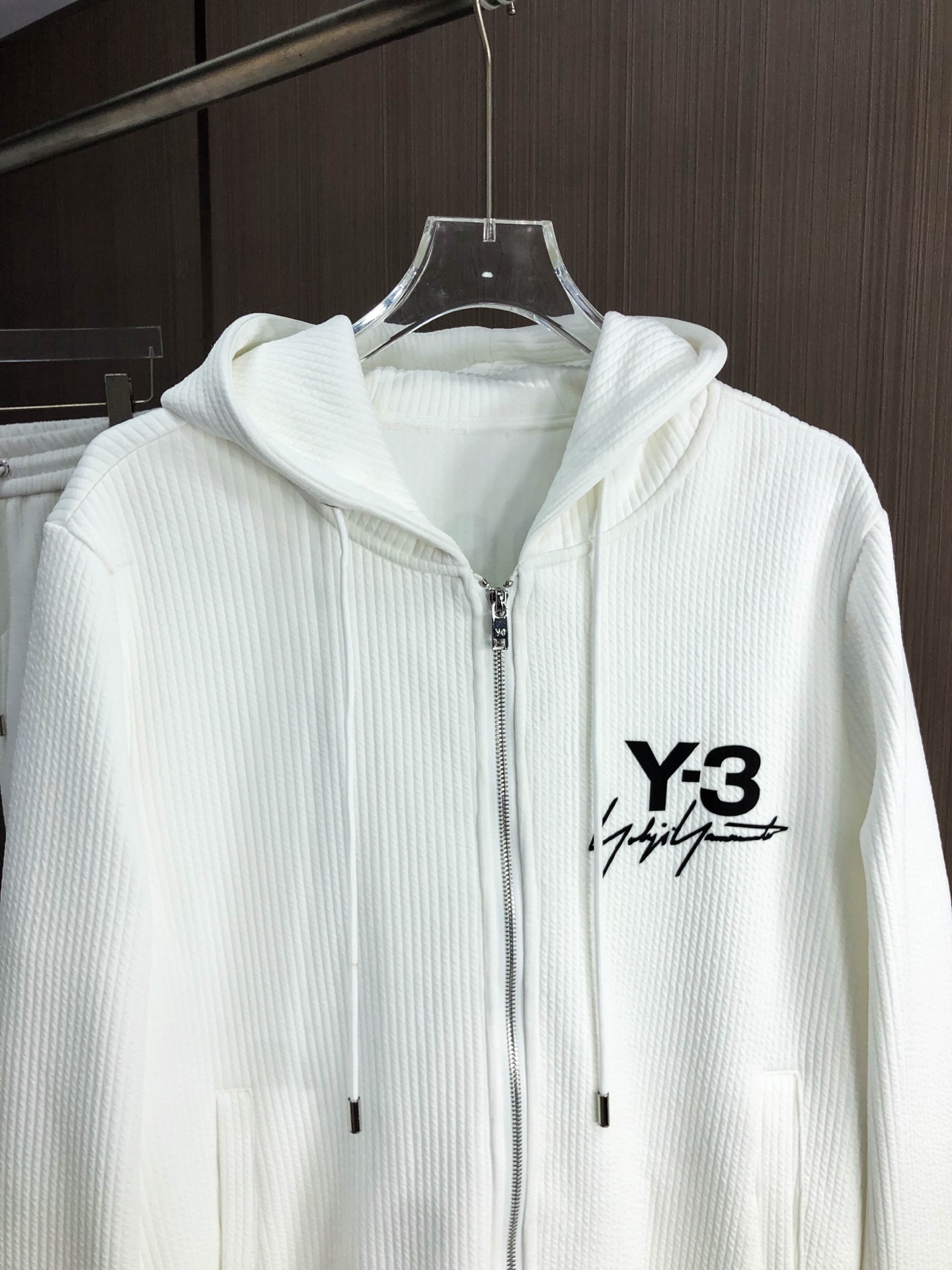 Y-3*（套装可分开）𝟐5𝐬s 秋冬新款 时尚休闲套装 品牌经典LOGO ，舒适度极好，手触感强烈。辨识