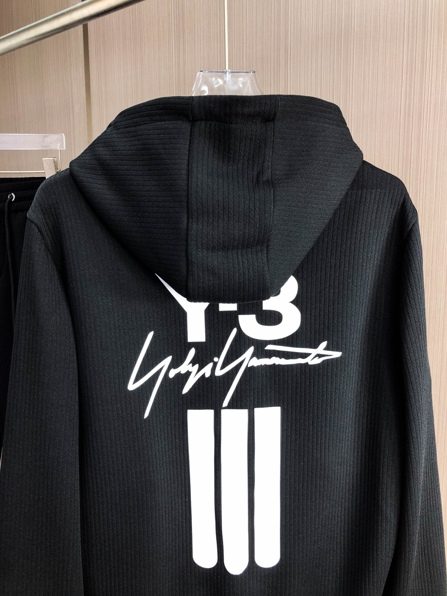 Y-3*（套装可分开）𝟐5𝐬s 秋冬新款 时尚休闲套装 品牌经典LOGO ，舒适度极好，手触感强烈。辨识