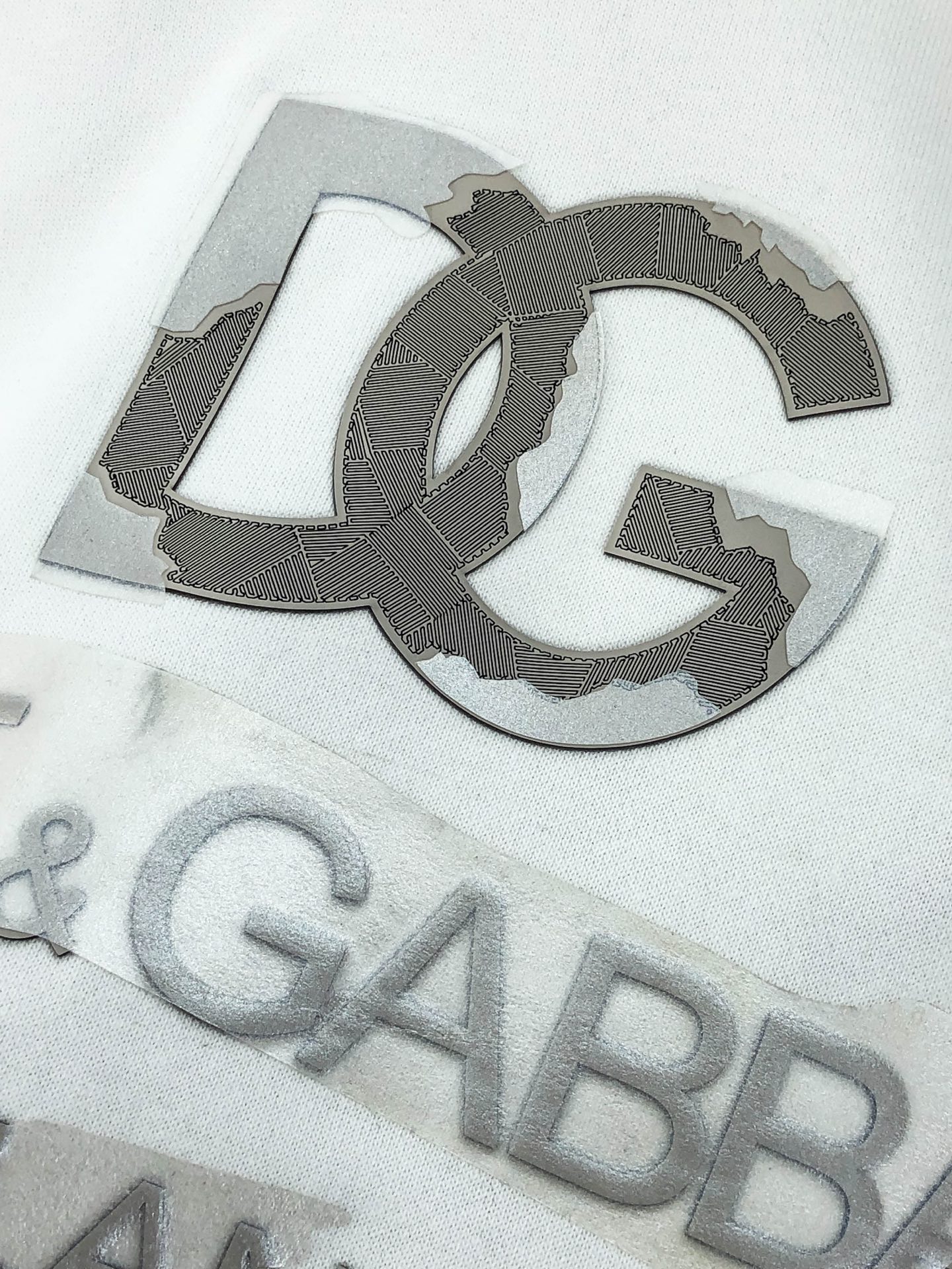 巴黎世家 25秋冬系列卫衣400克毛圈面料 经典印花工艺 手感舒适 百搭休闲卫衣 码数：S-4XL颜色：