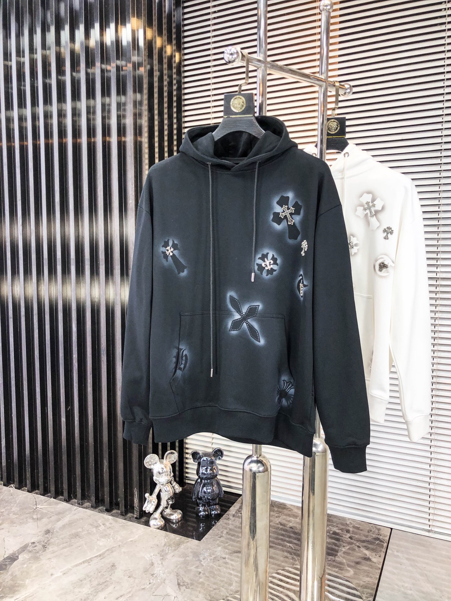 克罗心 25秋冬系列卫衣400克毛圈面料 喷绘工艺 定制标手感舒适 百搭休闲带帽卫衣 码数：S-4XL颜