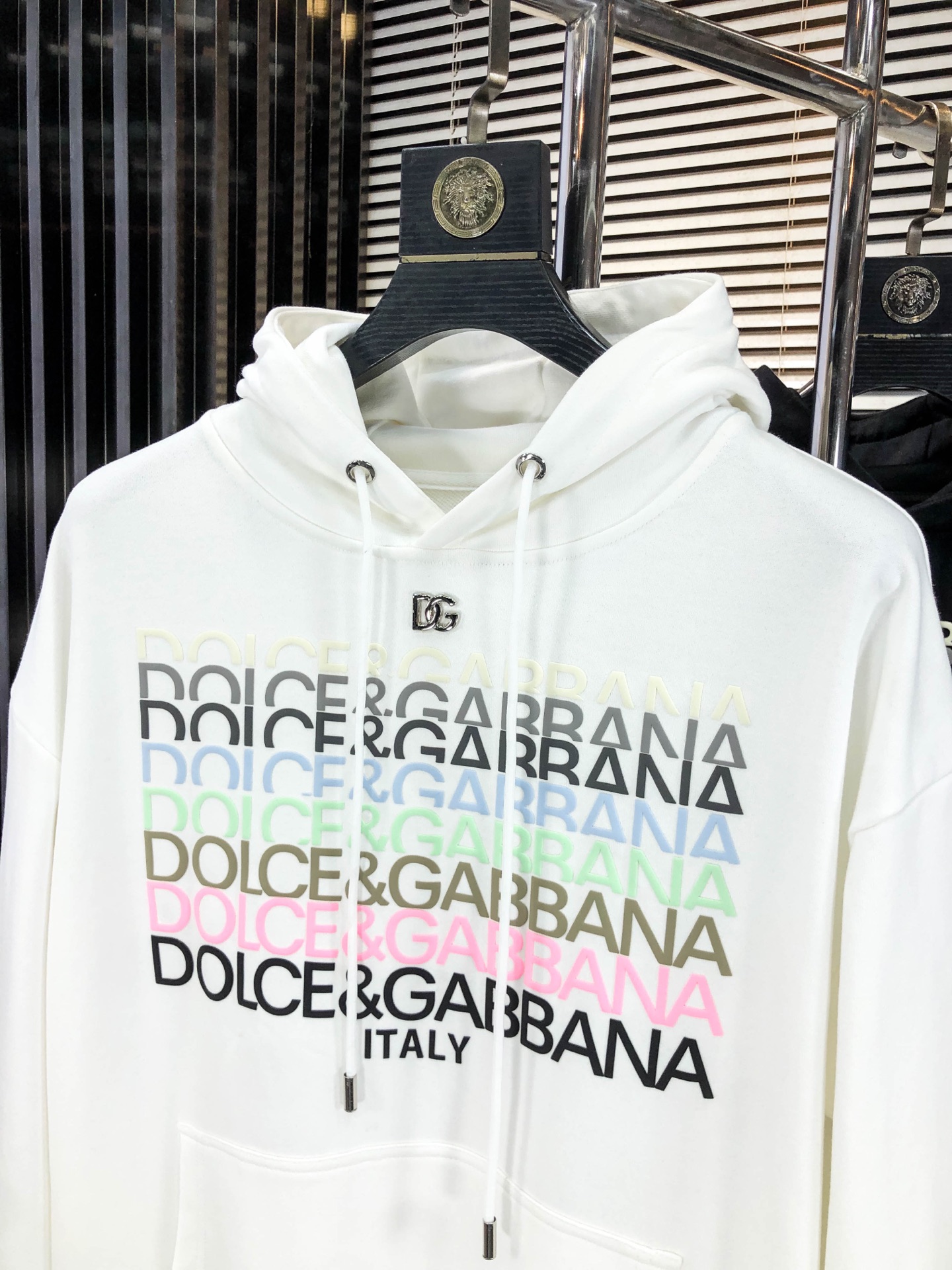 DG 25秋冬系列卫衣400克毛圈面料 经典发泡印花工艺 手感舒适 百搭休闲带帽卫衣 码数：S-4XL颜