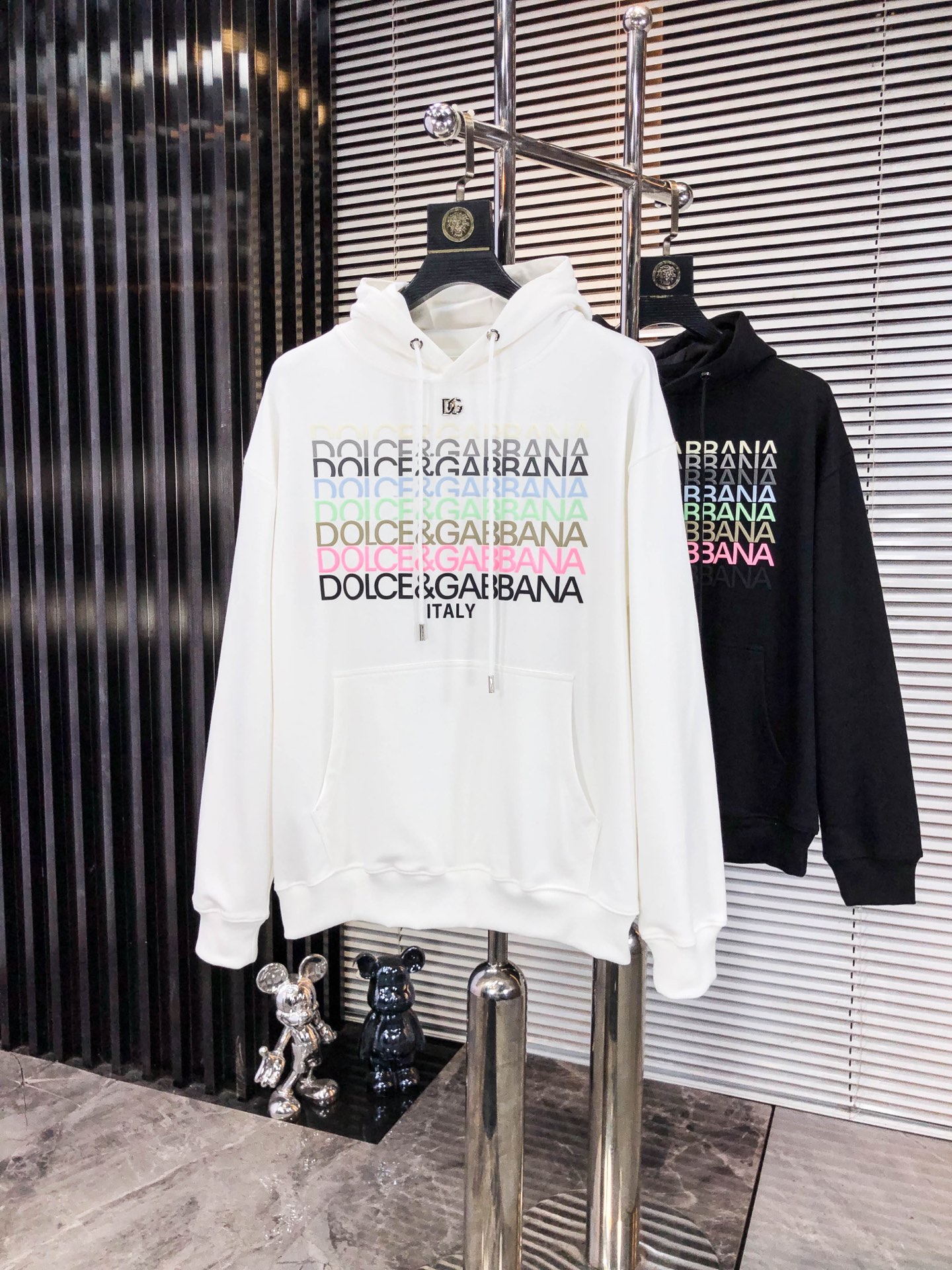 DG 25秋冬系列卫衣400克毛圈面料 经典发泡印花工艺 手感舒适 百搭休闲带帽卫衣 码数：S-4XL颜