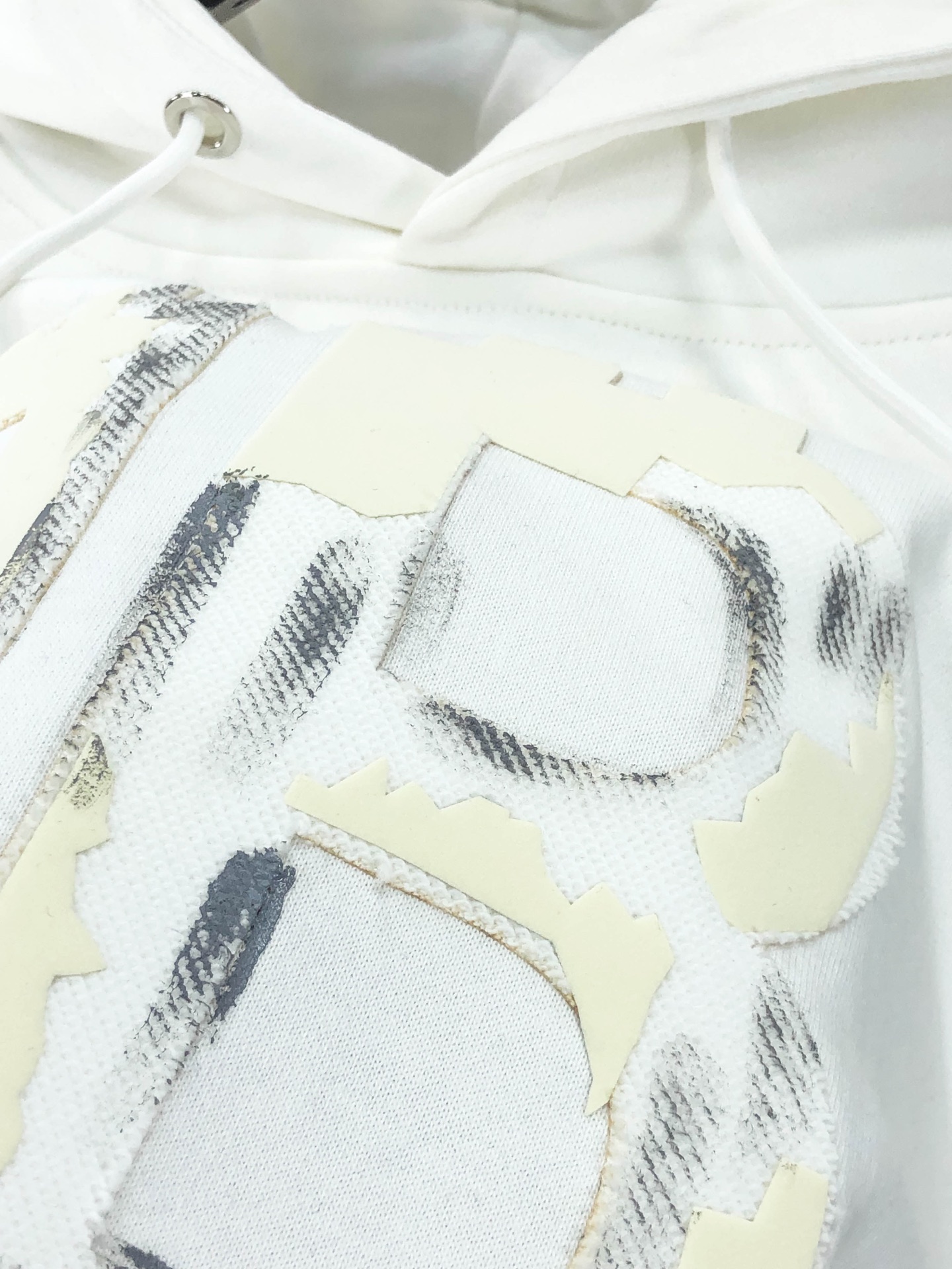 巴黎世家 25秋冬系列卫衣400克毛圈面料 经典贴布手绘工艺 手感舒适 百搭休闲带帽卫衣 码数：S-4X