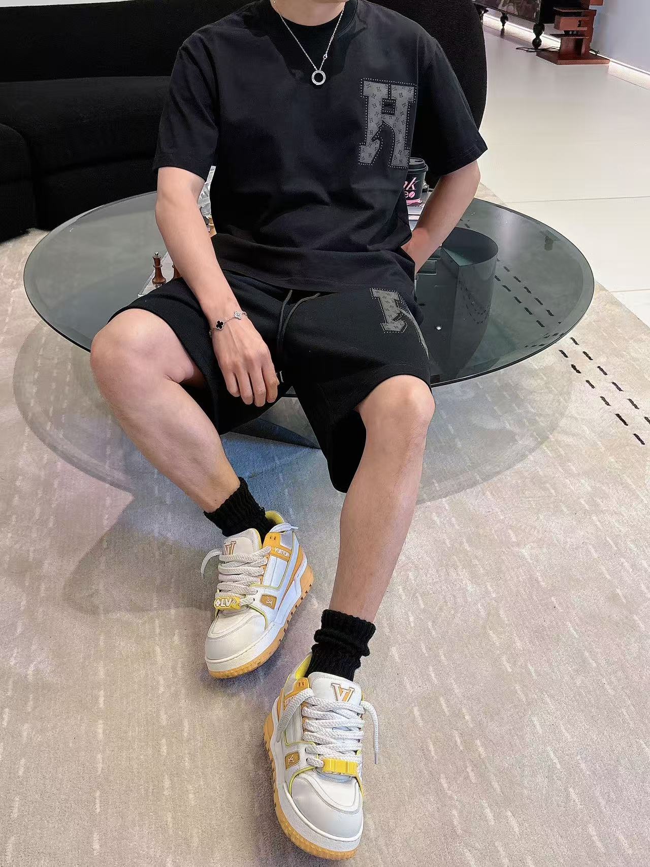 H家* 𝟐6𝐬s 春夏 短袖套装 （可分开） 微宽松版型 品牌经典LOGO 工艺精致 100%纯棉 休闲