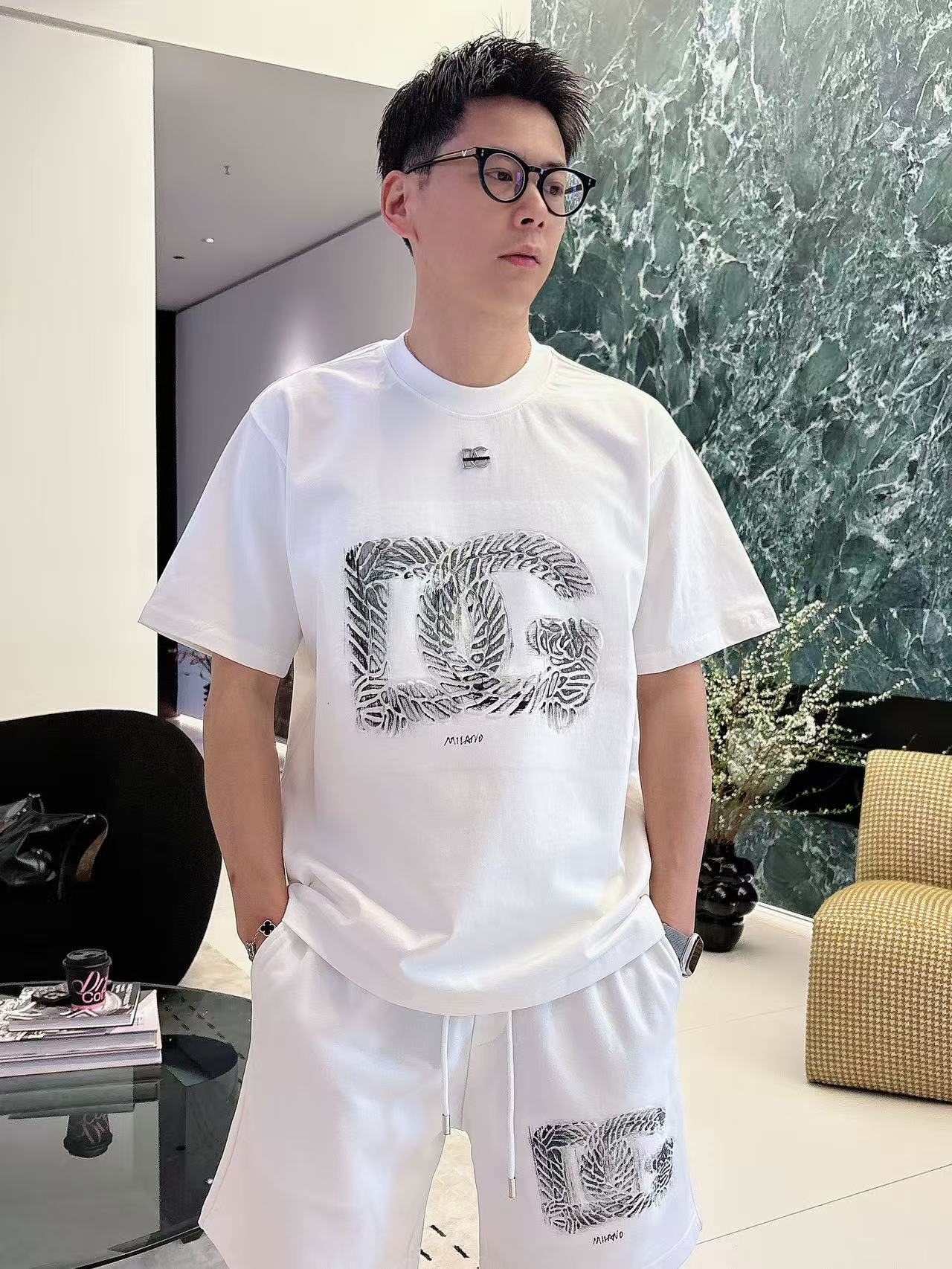 DG * 𝟐6𝐬s 春夏 短袖套装 （可分开） 微宽松版型 品牌经典LOGO 工艺精致 100%纯棉 休