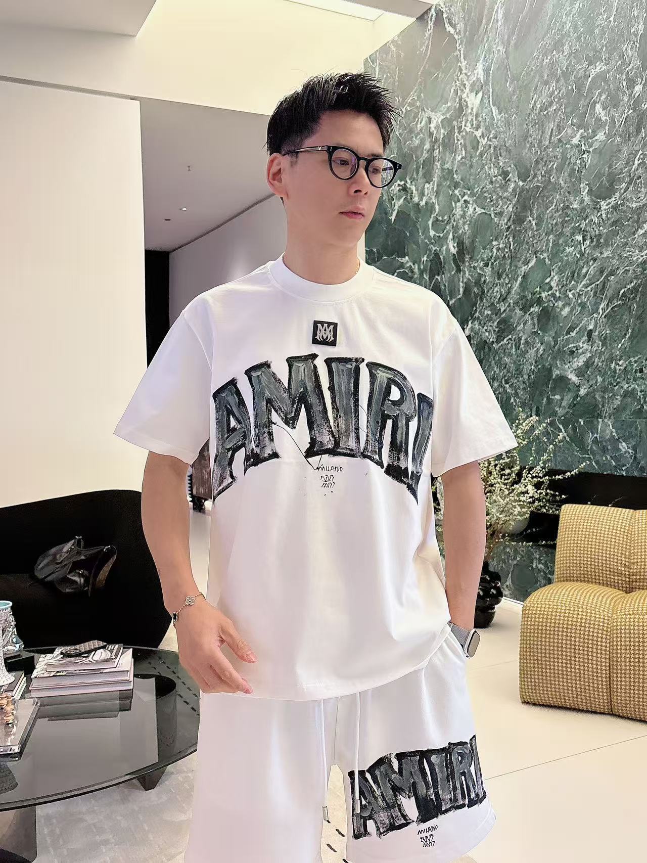 AMIRI * 𝟐6𝐬s 春夏 短袖套装 （可分开） 微宽松版型 品牌经典LOGO 工艺精致 100%纯