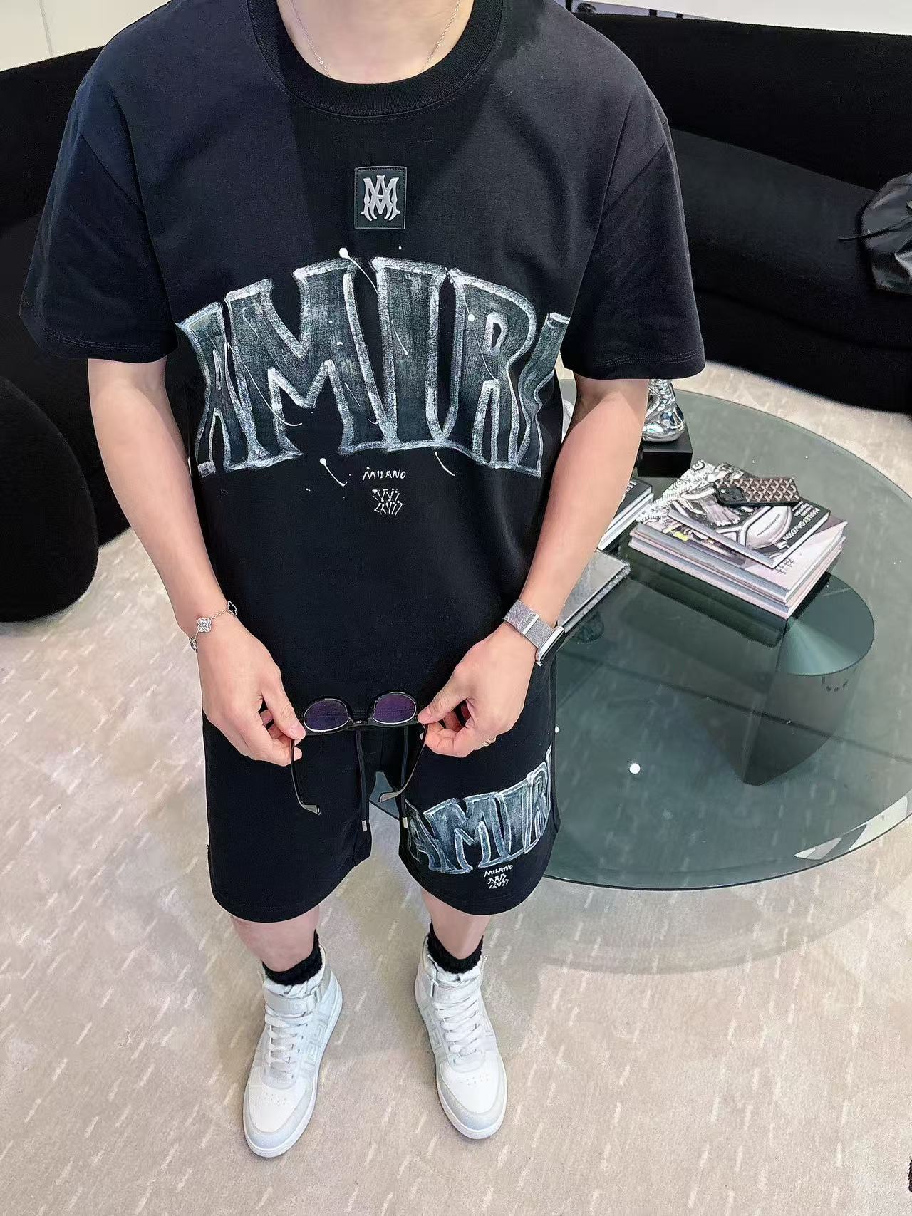 AMIRI * 𝟐6𝐬s 春夏 短袖套装 （可分开） 微宽松版型 品牌经典LOGO 工艺精致 100%纯