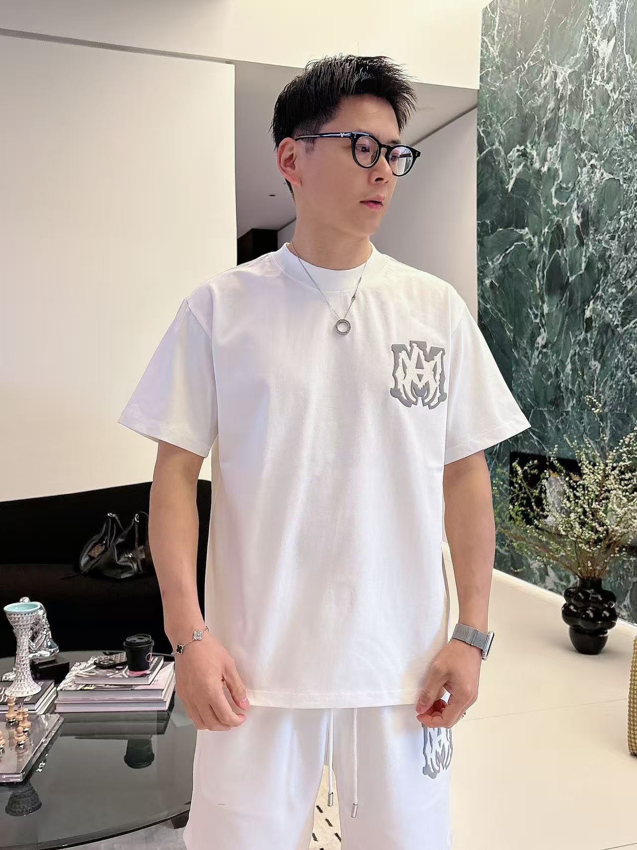 AMIRI * 𝟐6𝐬s 春夏 短袖套装 （可分开） 微宽松版型 品牌经典LOGO 工艺精致 100%纯