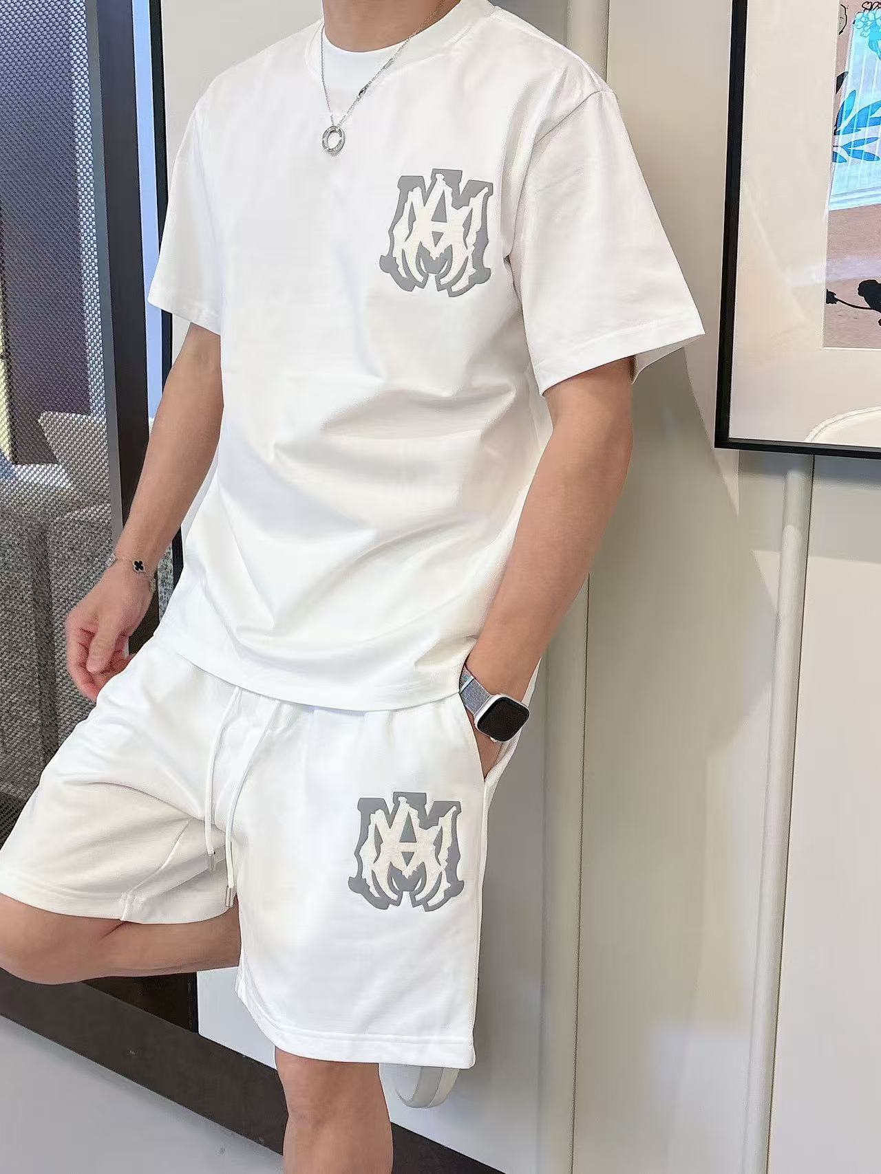 AMIRI * 𝟐6𝐬s 春夏 短袖套装 （可分开） 微宽松版型 品牌经典LOGO 工艺精致 100%纯