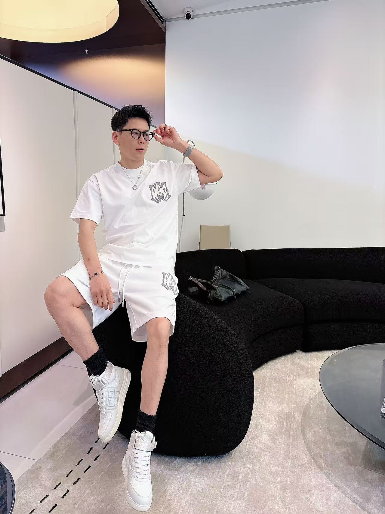 AMIRI * 𝟐6𝐬s 春夏 短袖套装 （可分开） 微宽松版型 品牌经典LOGO 工艺精致 100%纯