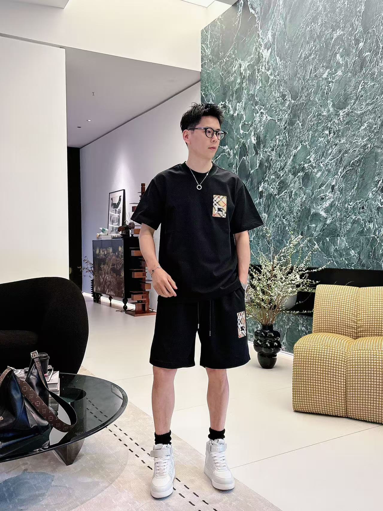 巴宝莉 * 𝟐6𝐬s 春夏 短袖套装 （可分开） 微宽松版型 品牌经典LOGO 工艺精致 100%纯棉 