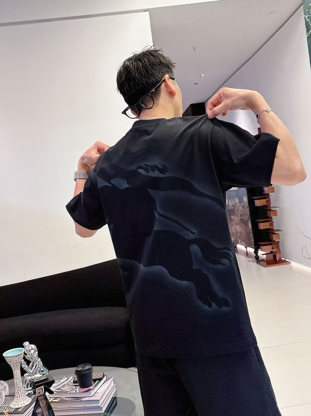 巴宝莉 * 𝟐6𝐬s 春夏 短袖套装 （可分开） 微宽松版型 品牌经典LOGO 工艺精致 100%纯棉 