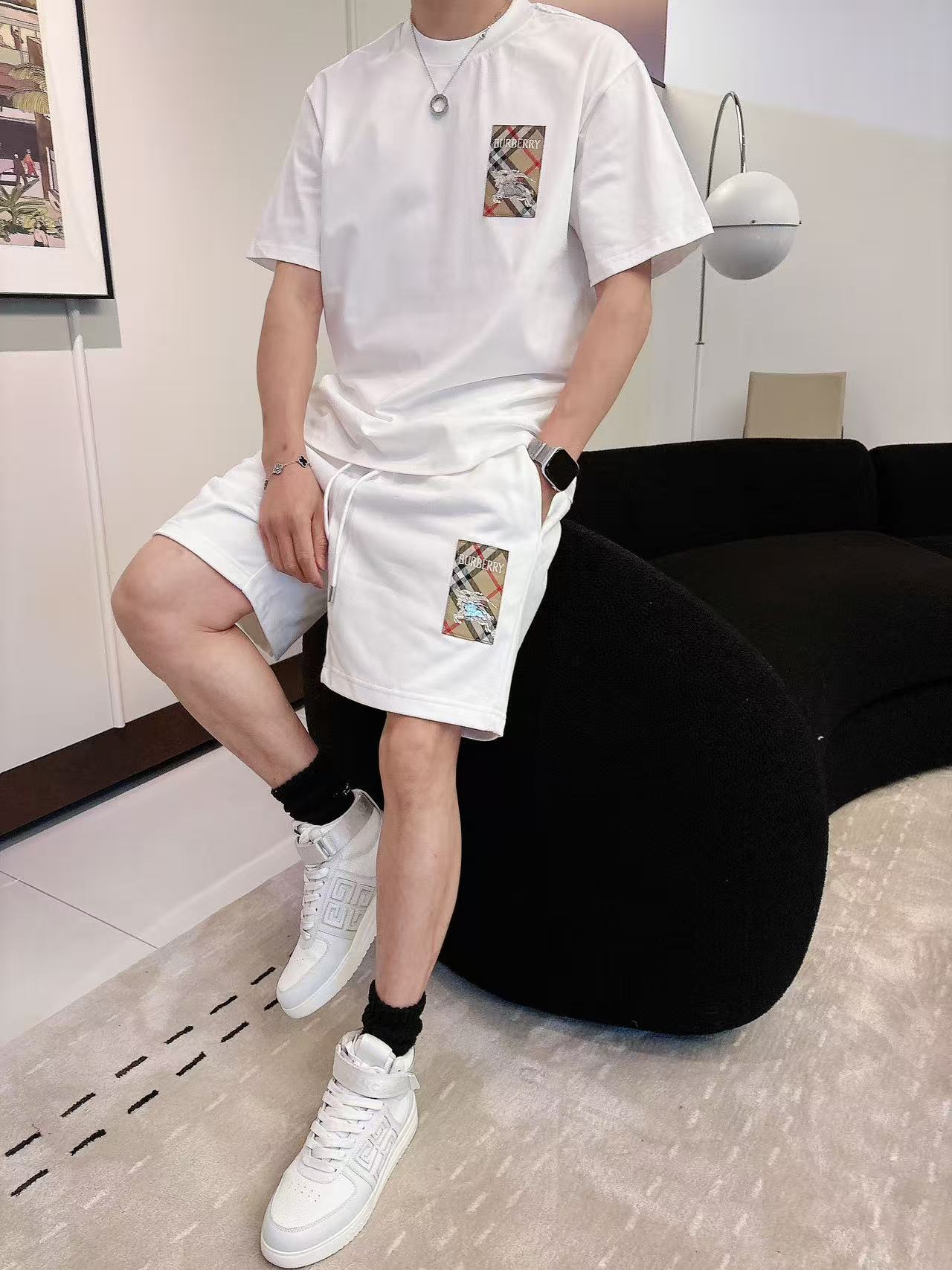 巴宝莉 * 𝟐6𝐬s 春夏 短袖套装 （可分开） 微宽松版型 品牌经典LOGO 工艺精致 100%纯棉 