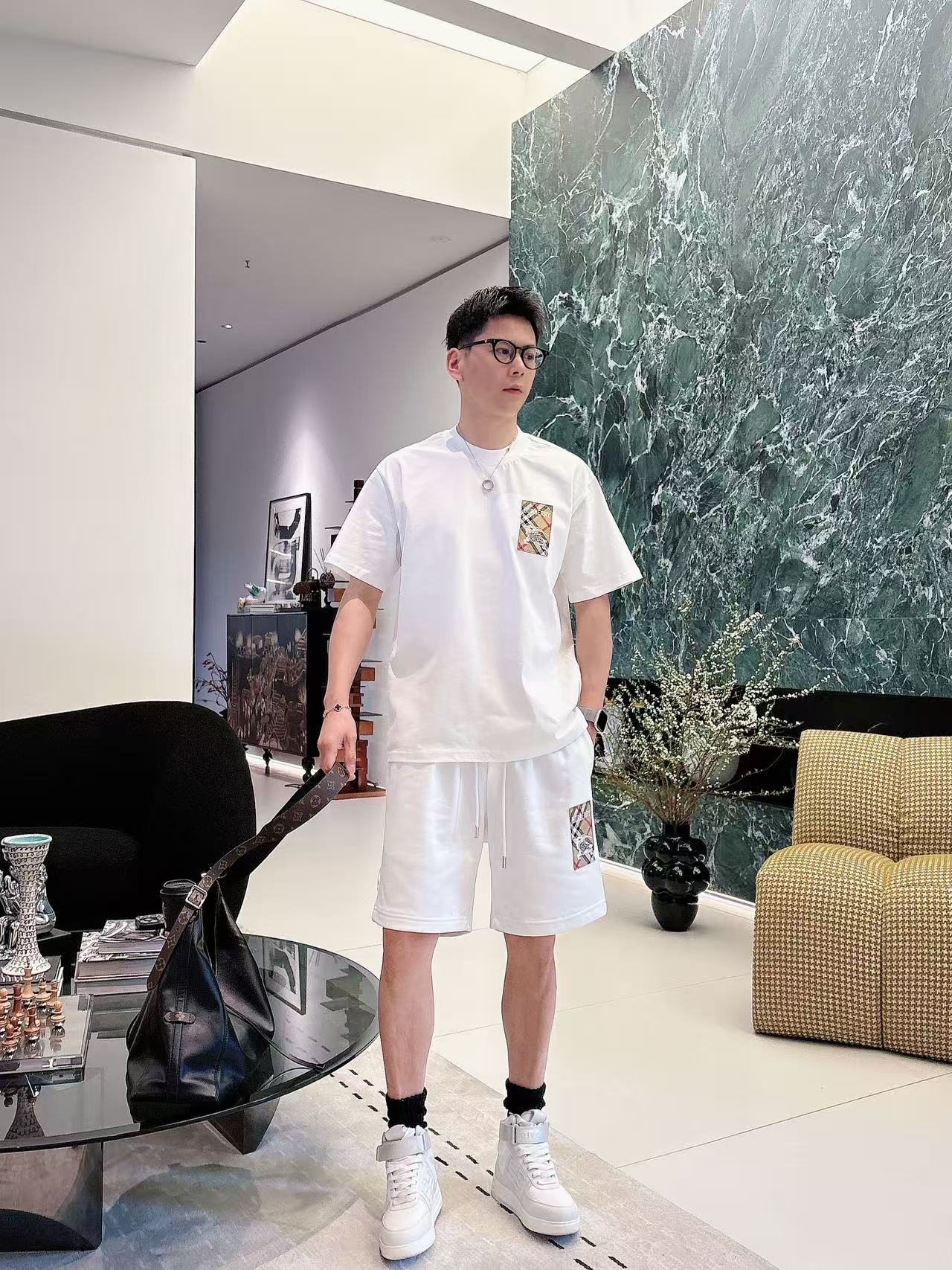 巴宝莉 * 𝟐6𝐬s 春夏 短袖套装 （可分开） 微宽松版型 品牌经典LOGO 工艺精致 100%纯棉 