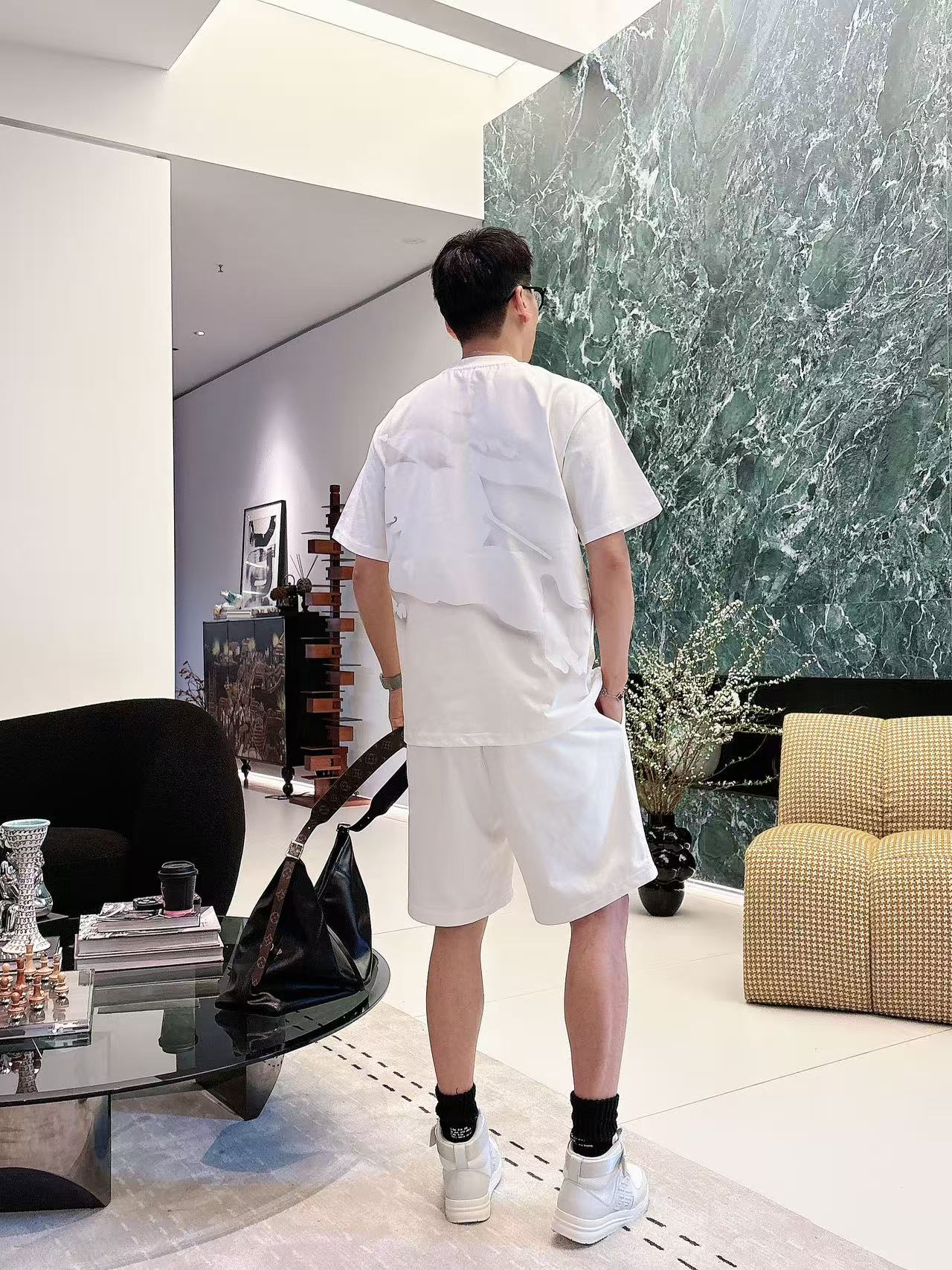 巴宝莉 * 𝟐6𝐬s 春夏 短袖套装 （可分开） 微宽松版型 品牌经典LOGO 工艺精致 100%纯棉 