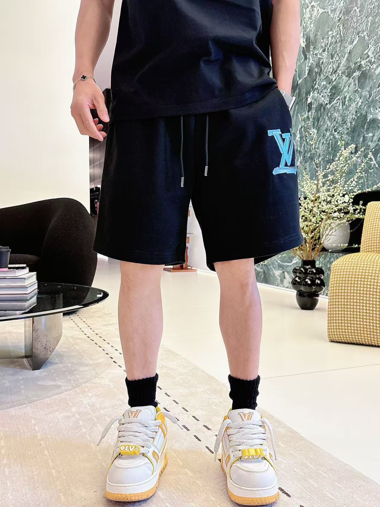 LV* 𝟐6𝐬s 春夏 短袖套装 （可分开） 微宽松版型 品牌经典LOGO 工艺精致 100%纯棉 休闲