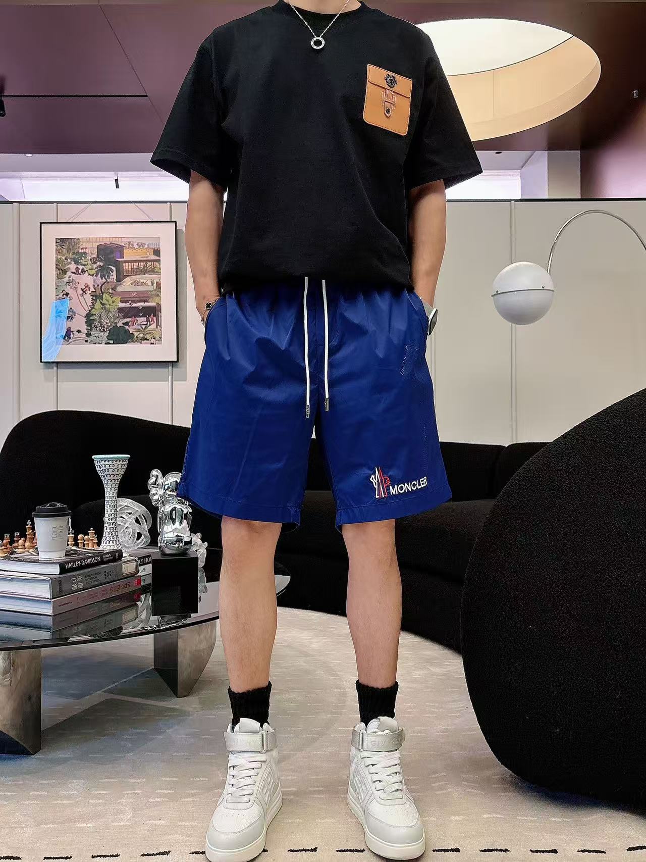 蒙口* 𝟐6𝐬s 春夏休闲速干短裤 定制面料 定制标 品牌经典LOGO 工艺精致 休闲百搭 【𝐒𝐢𝐳𝐞：