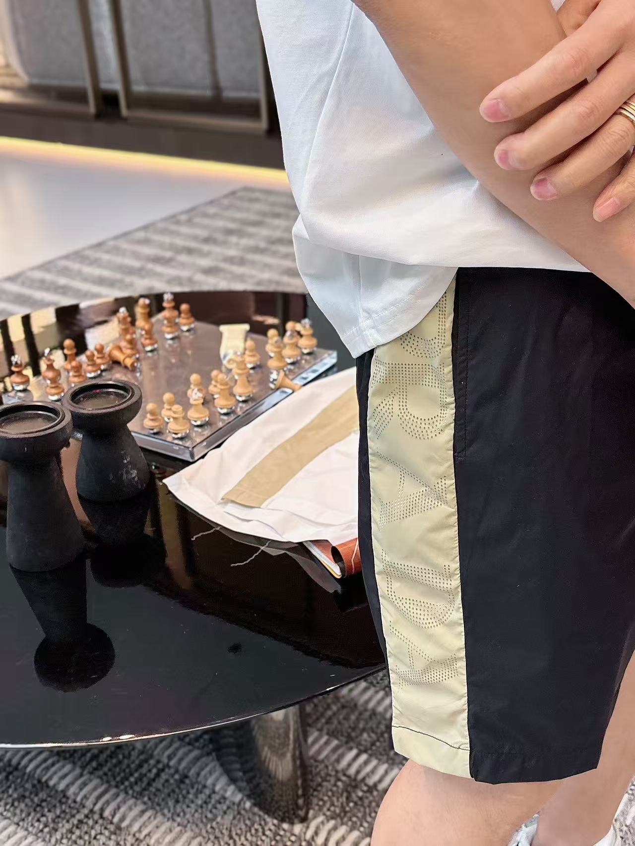 普拉达* 𝟐6𝐬s 春夏休闲速干短裤 定制面料 定制标 品牌经典LOGO 工艺精致 休闲百搭 【𝐒𝐢𝐳𝐞