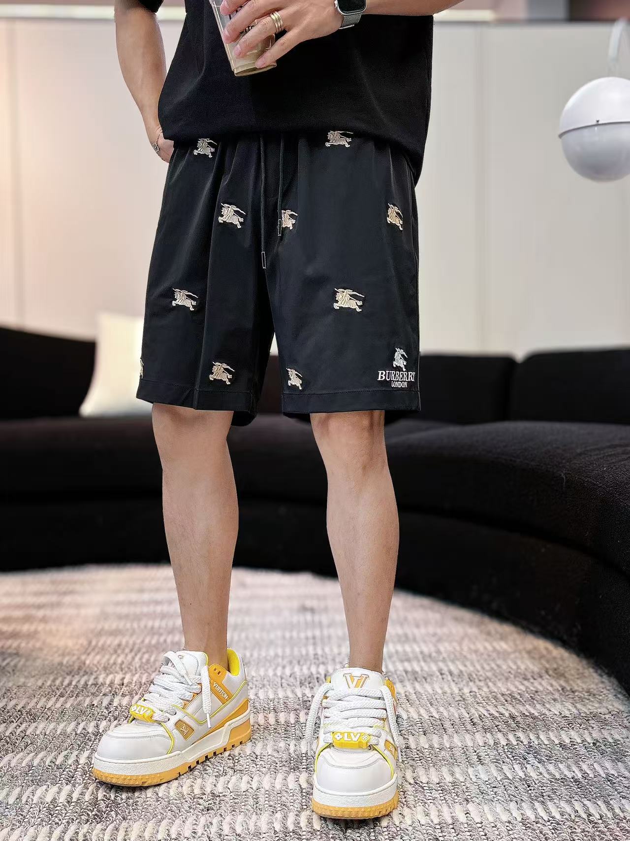 巴宝莉* 𝟐6𝐬s 春夏休闲速干短裤 定制面料 定制标 品牌经典LOGO 工艺精致 休闲百搭 【𝐒𝐢𝐳𝐞